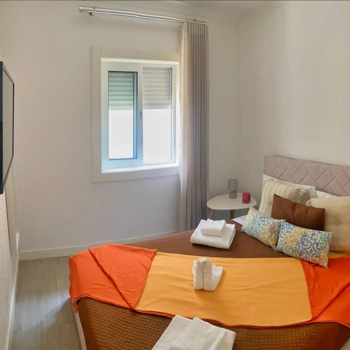 Three-Bedroom House photo 2