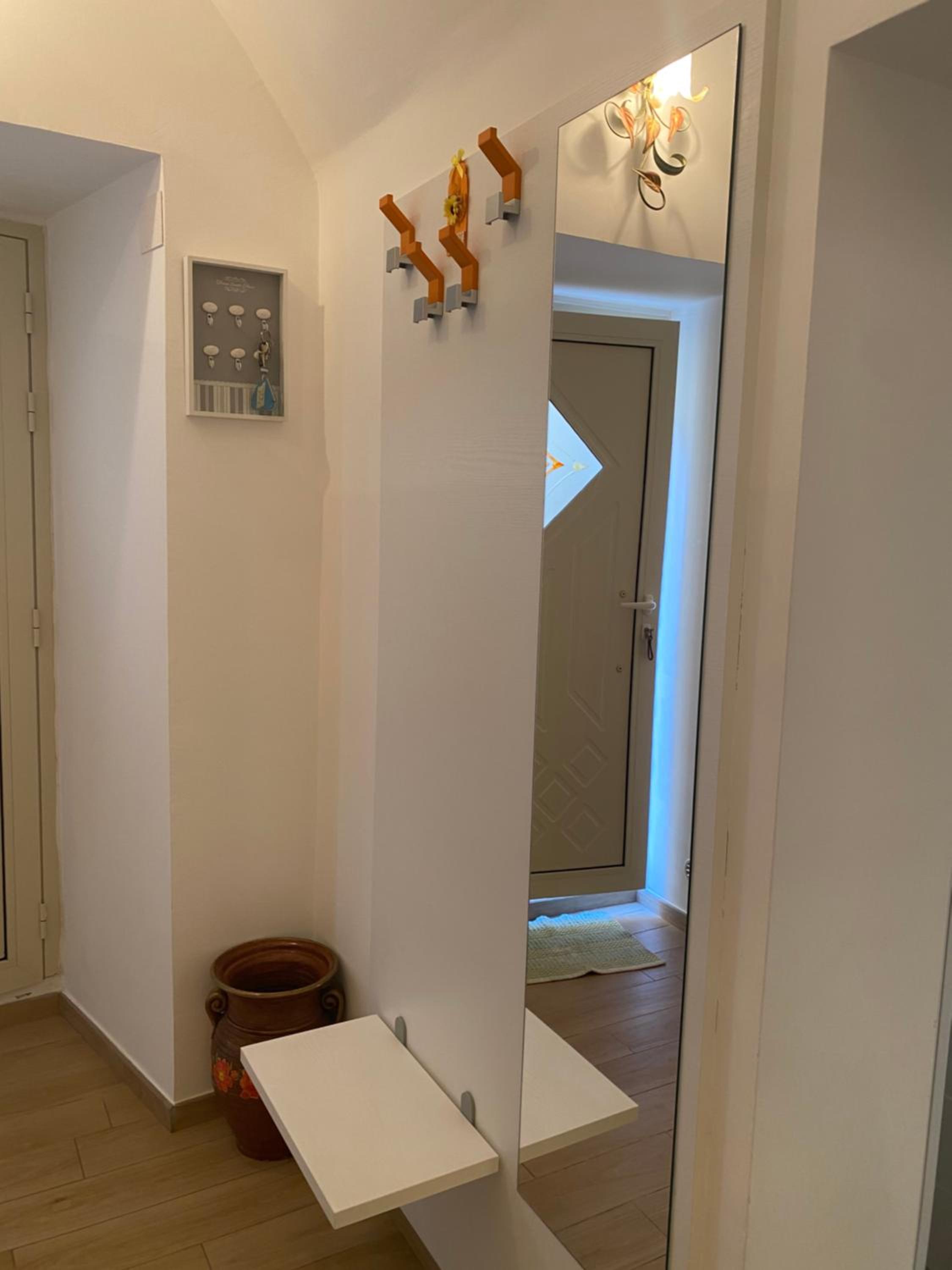 One-Bedroom House photo 3
