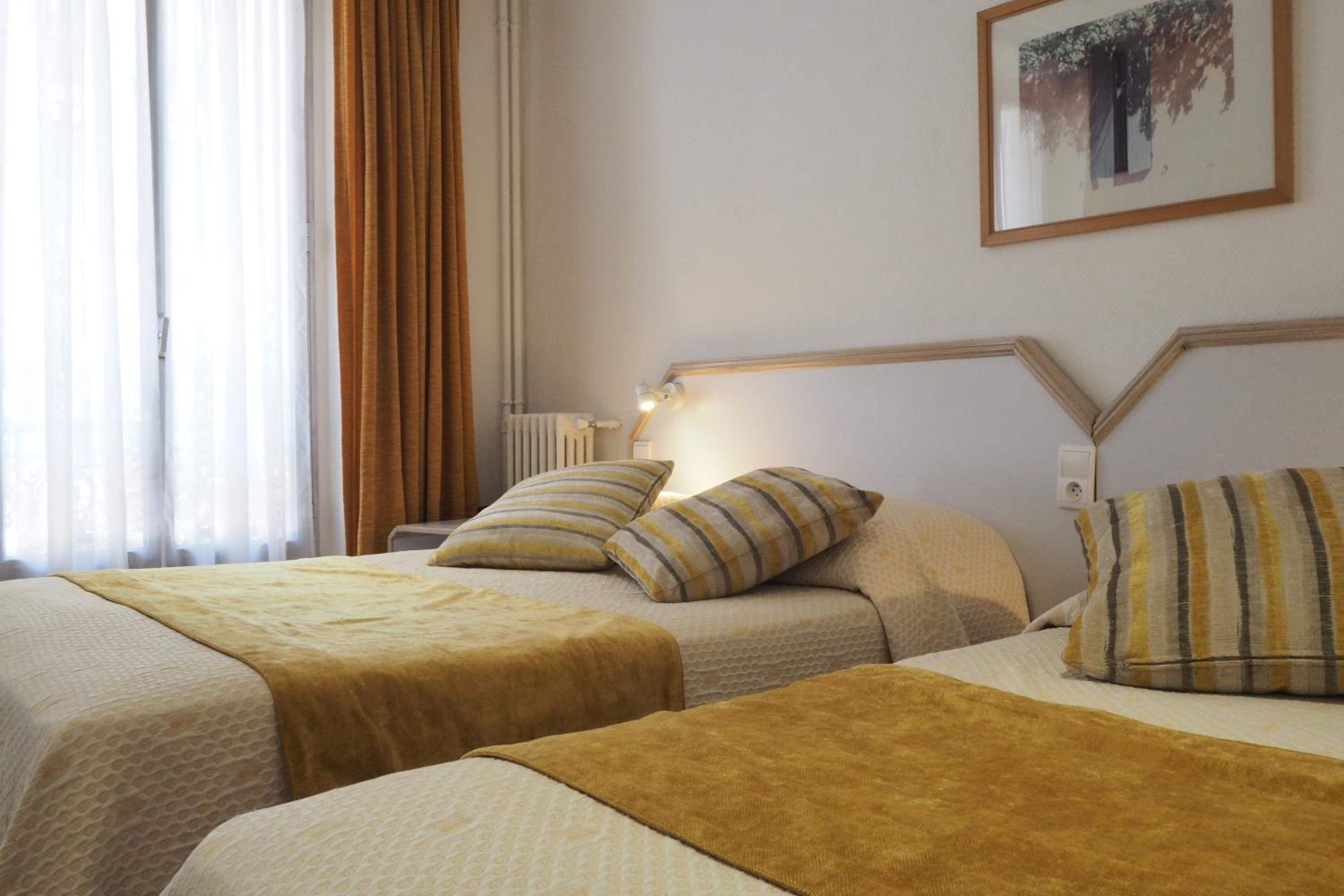Quadruple Room - Photo 3