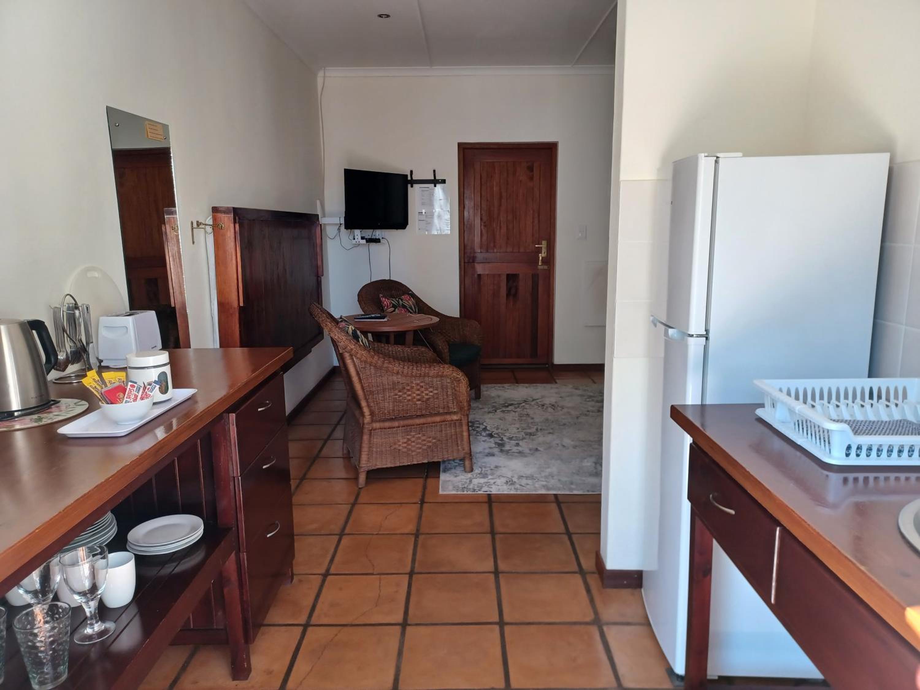 Double or Twin Room - Photo 3