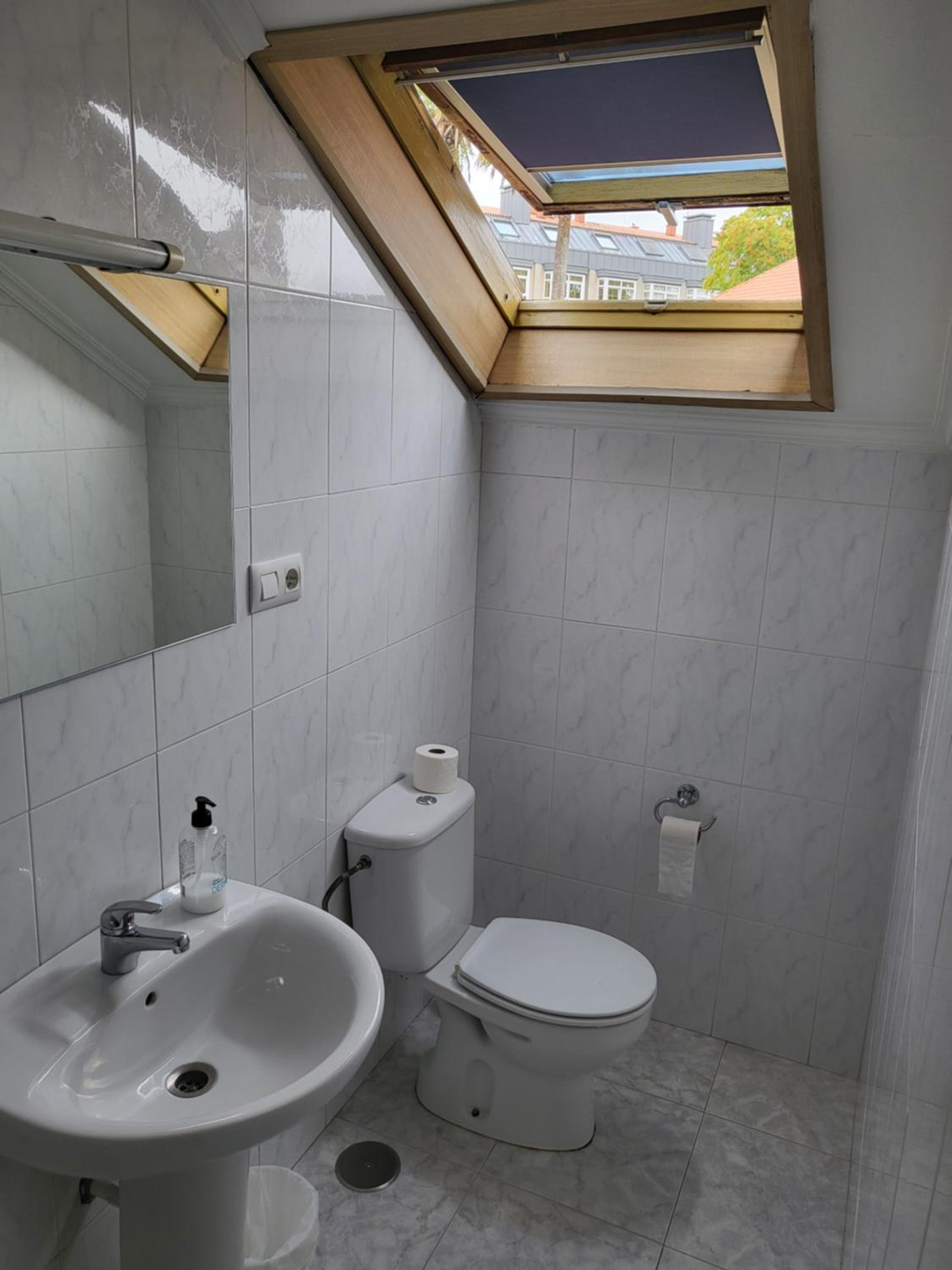 Budget Double Room photo 2
