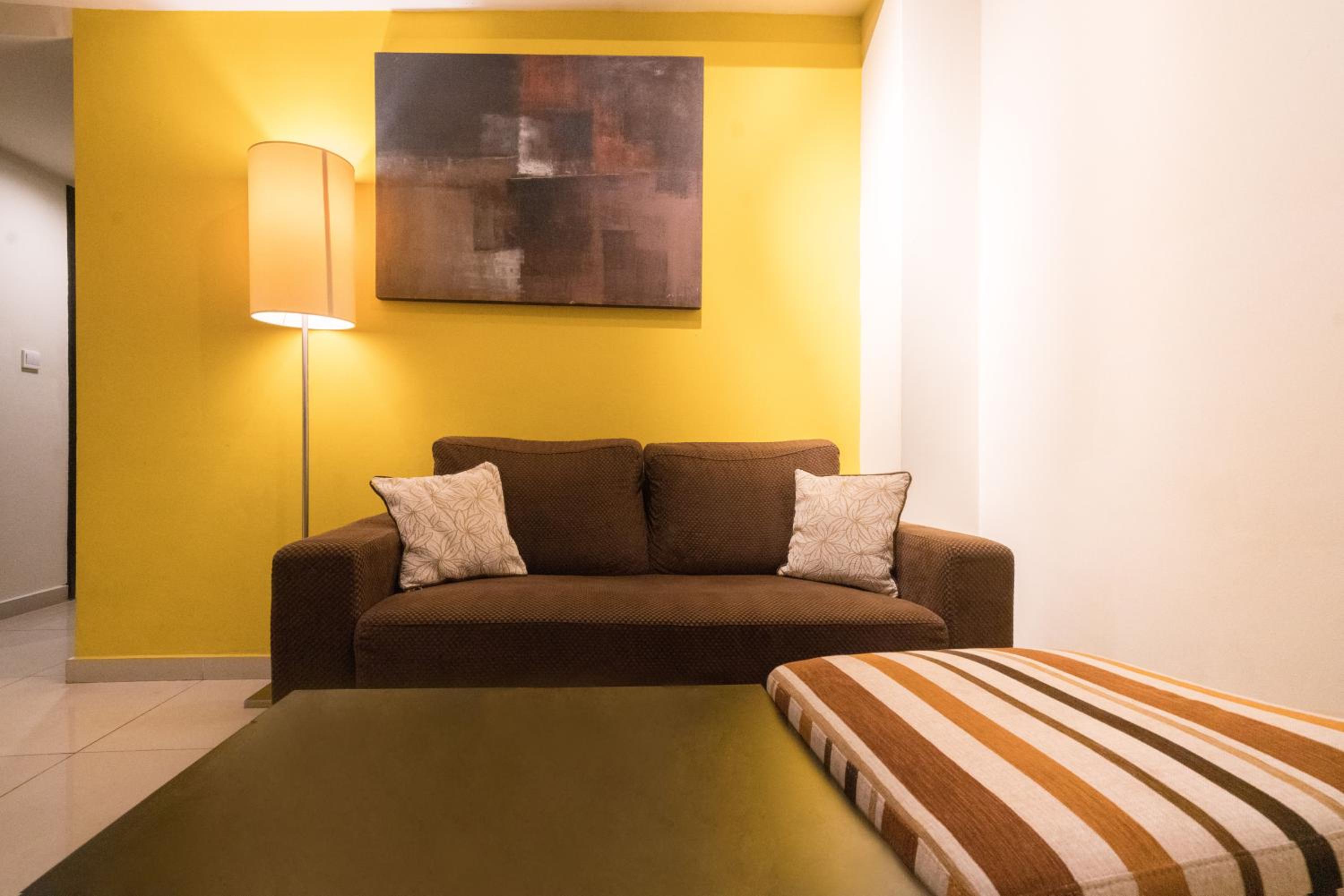 Family Room - Photo 3
