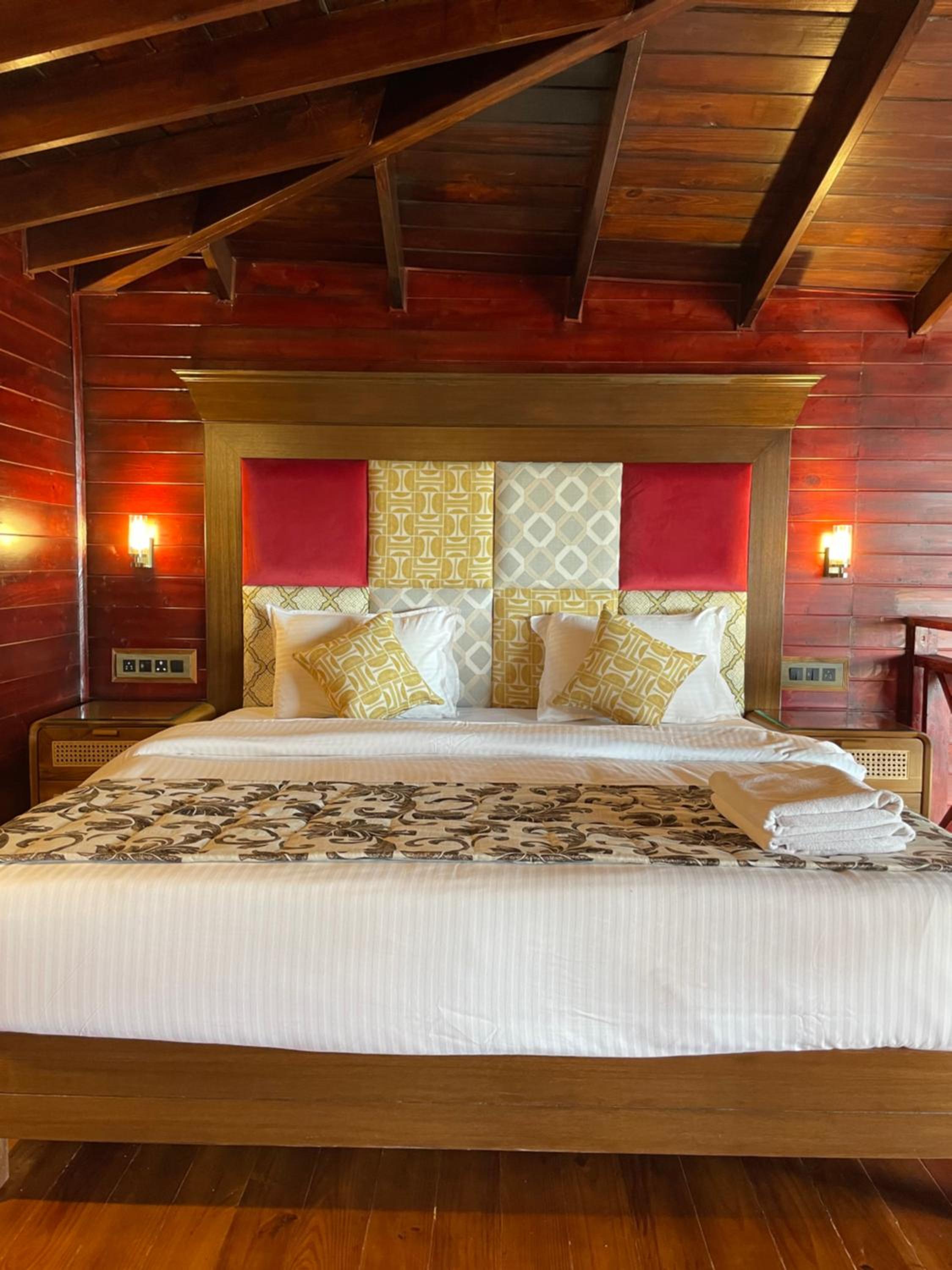 Villa - Photo 2
