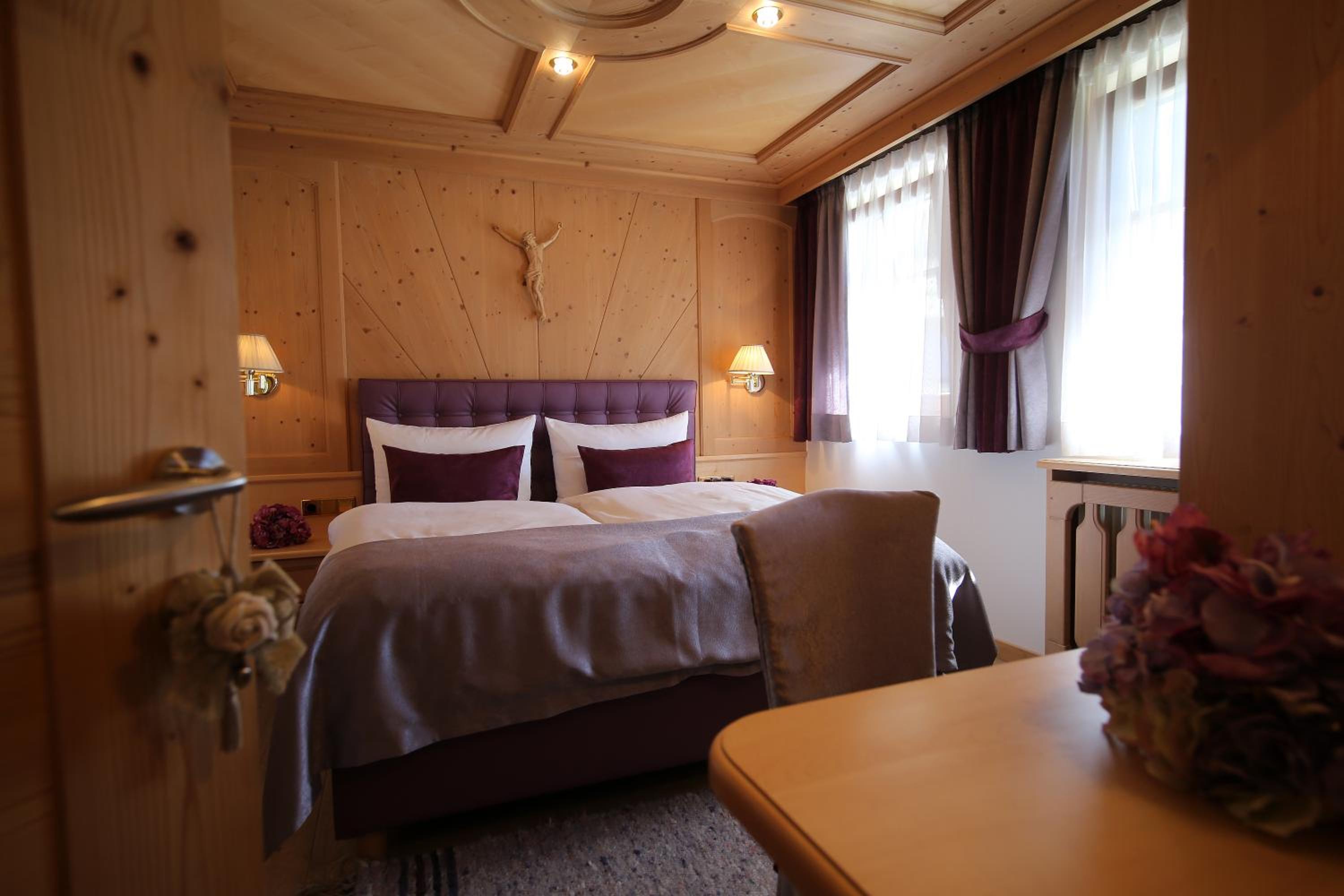One-Bedroom Apartment (4 Adults) photo 3