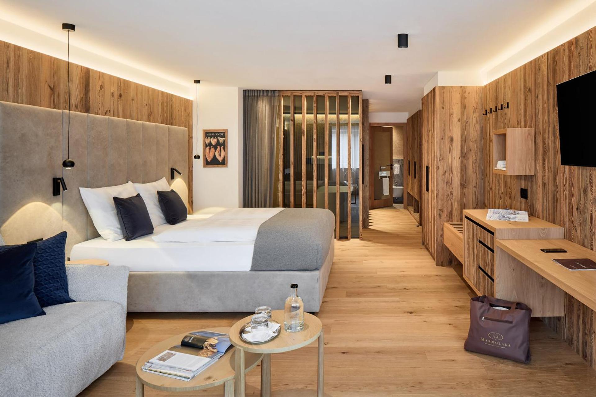 Deluxe Suite - Photo 1
