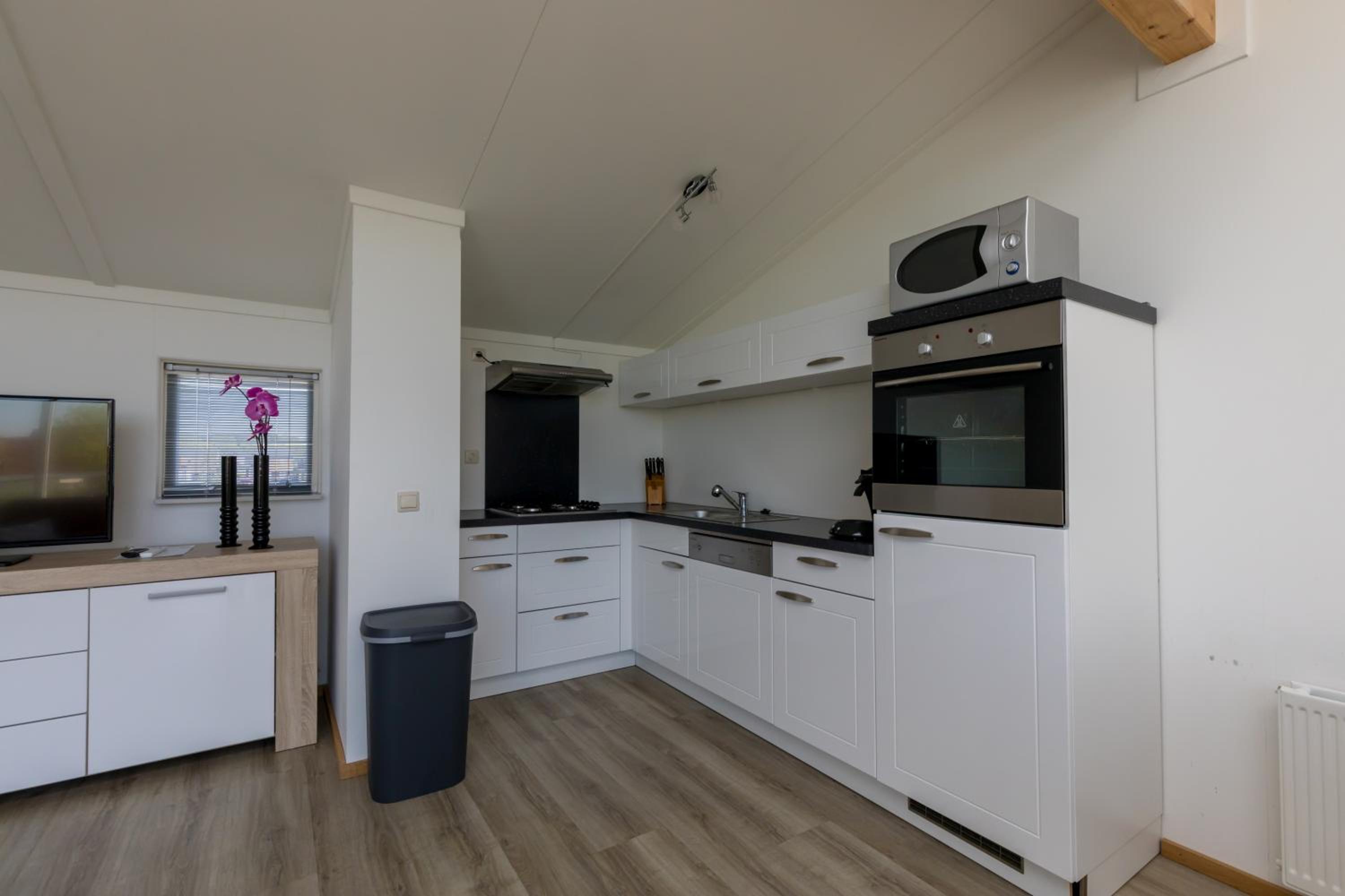 Holiday Home (4 Adults) photo 2