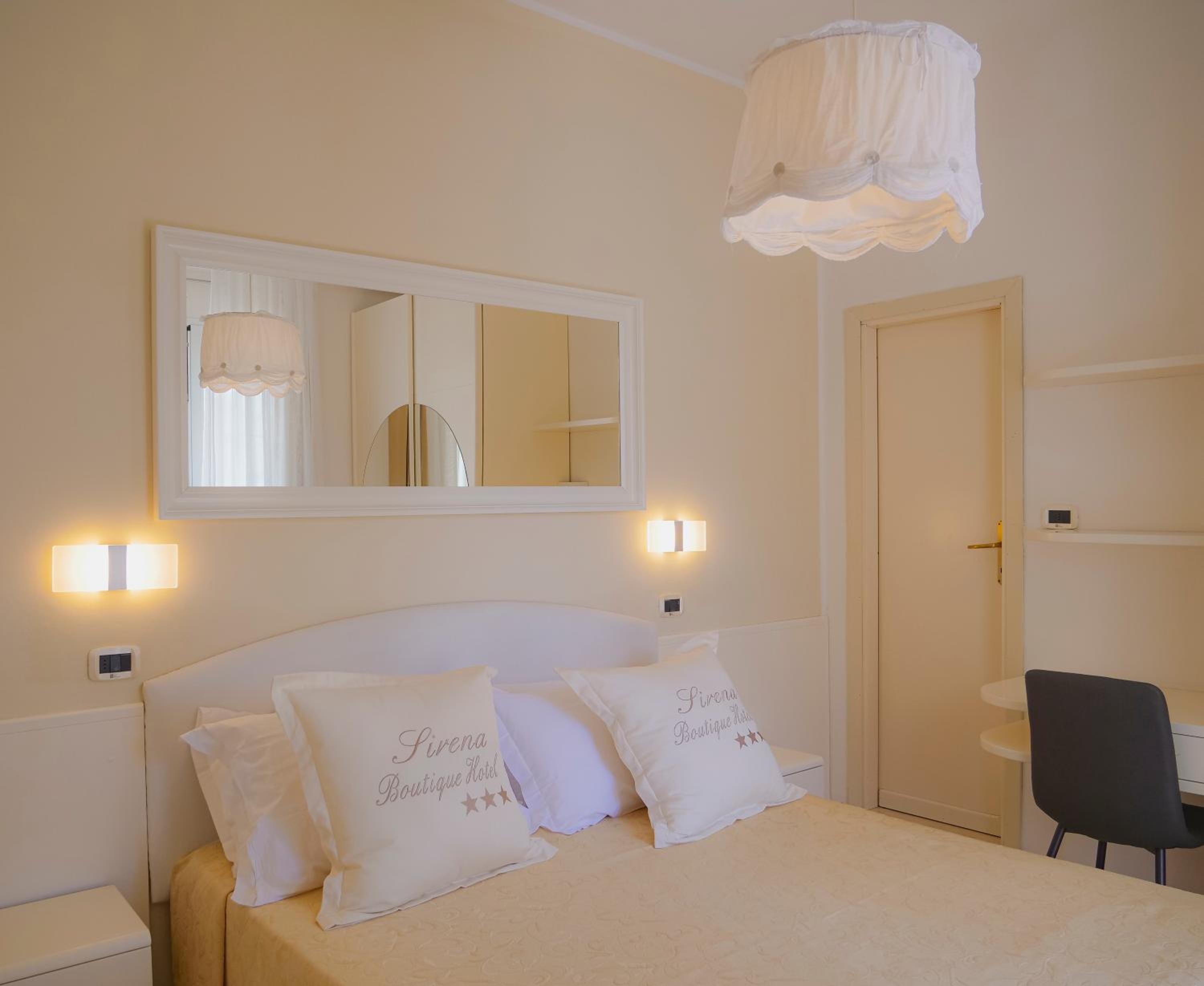 Superior Double or Twin Room - Photo 8