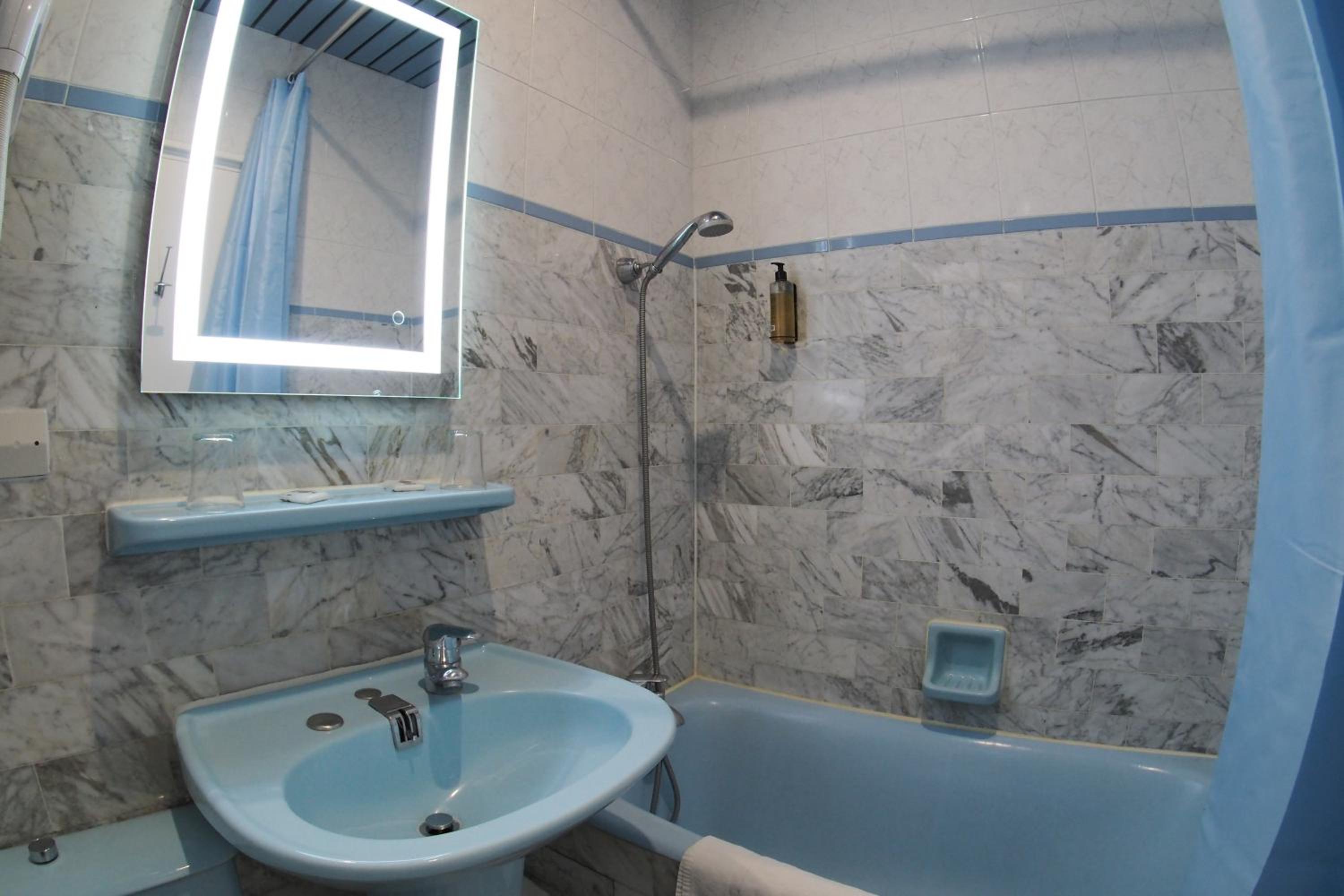 Comfort Twin Room - Photo 3