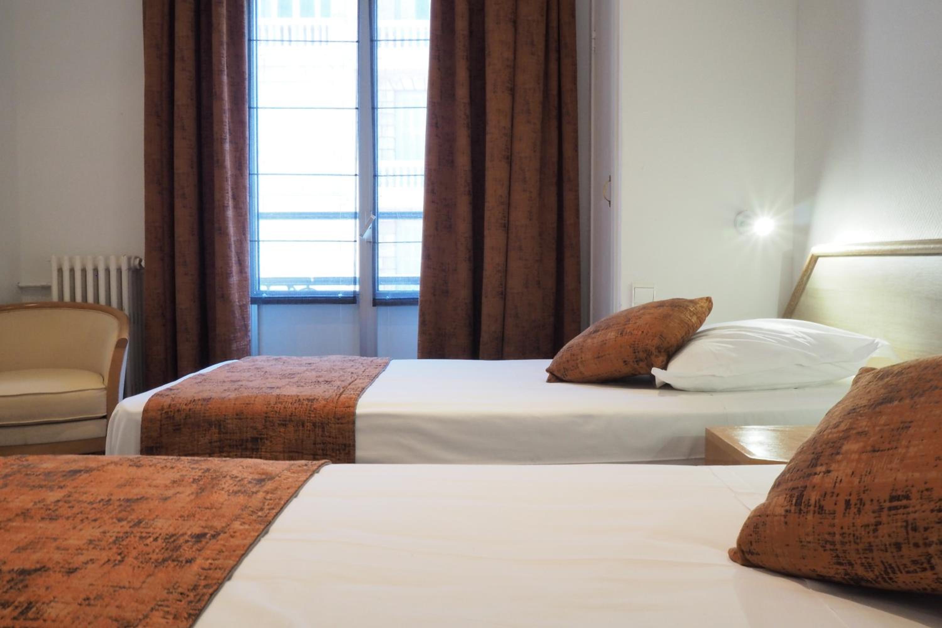 Comfort Twin Room - Photo 8