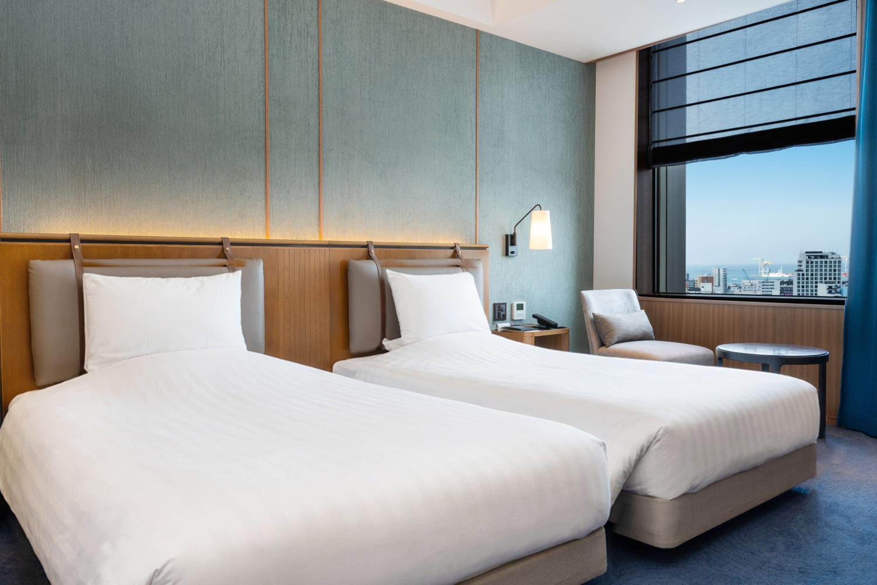 High Floor Superior Twin Room (For 1 person)