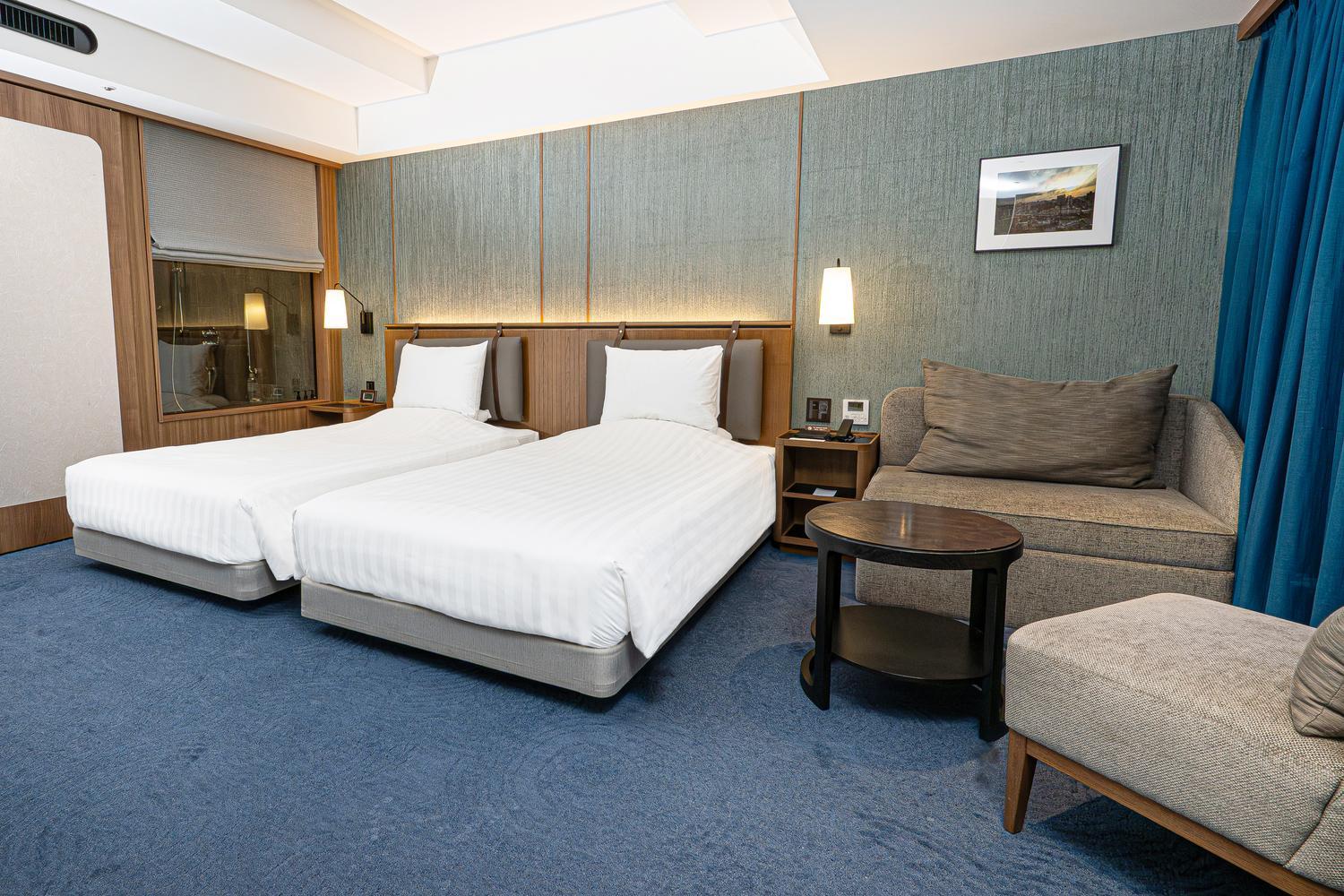 Corner Deluxe Twin Room(For 1 person)