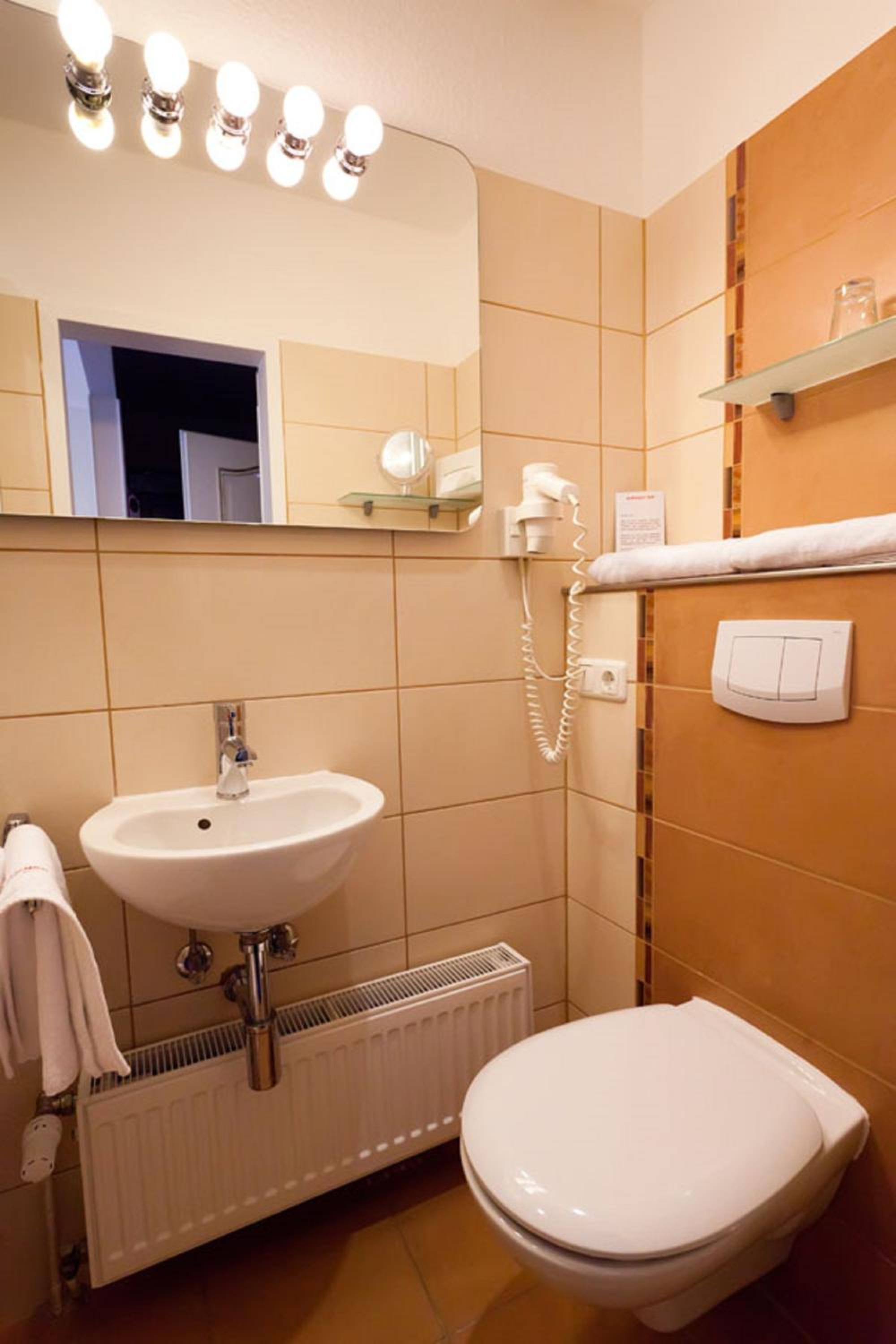 Standard Room or Apartment in the Basement photo 3