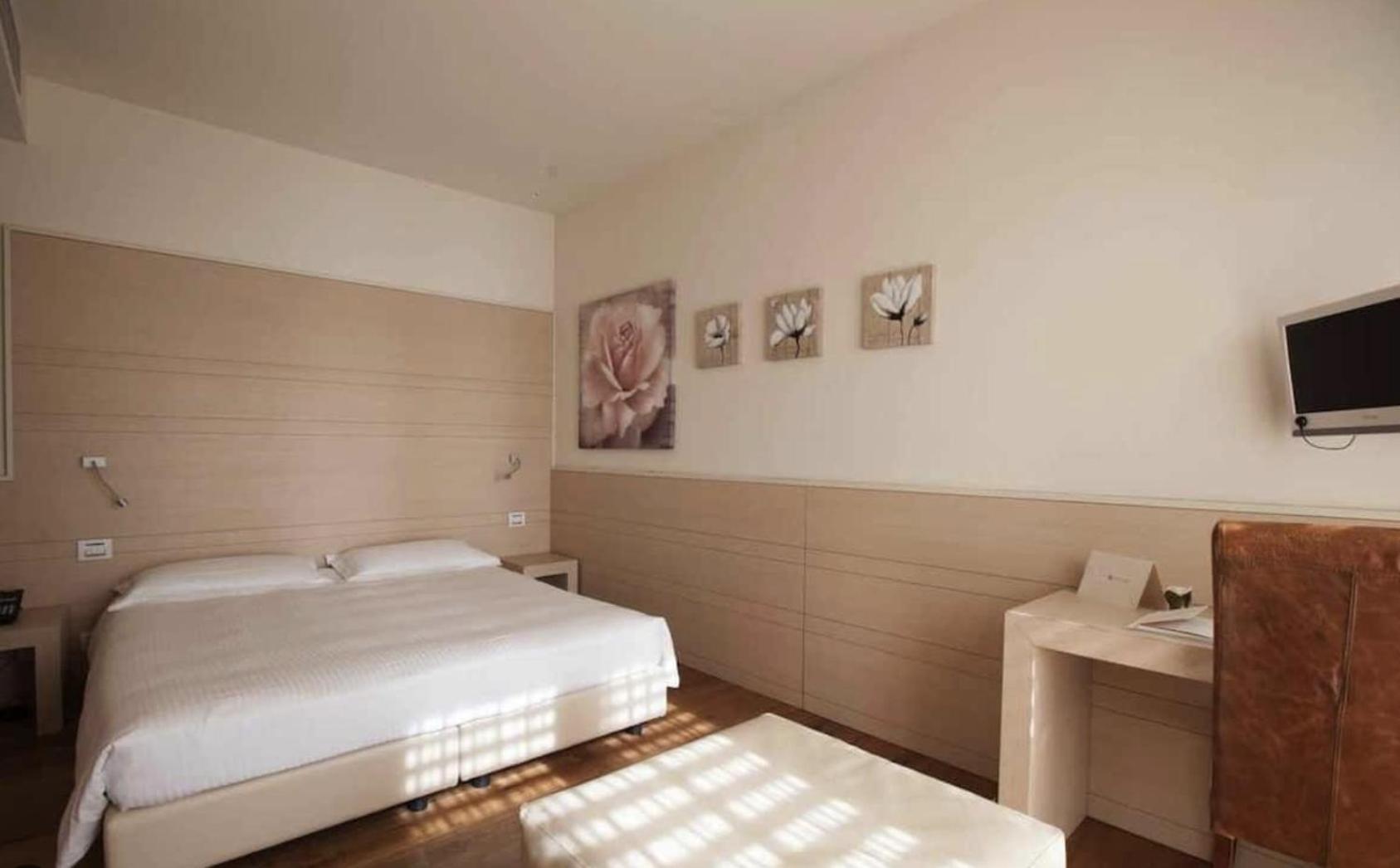 Double Room with Garden View photo 3