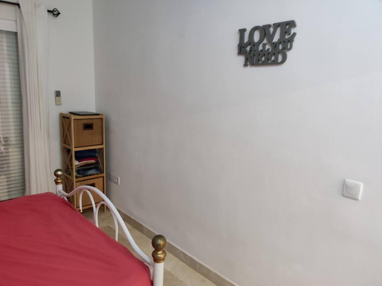 Three-Bedroom Apartment photo 3