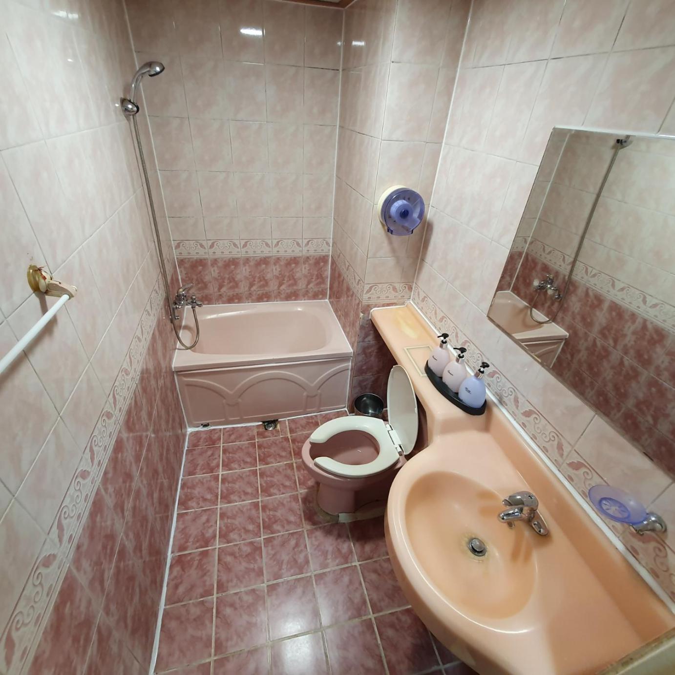 Double Room - Photo 5
