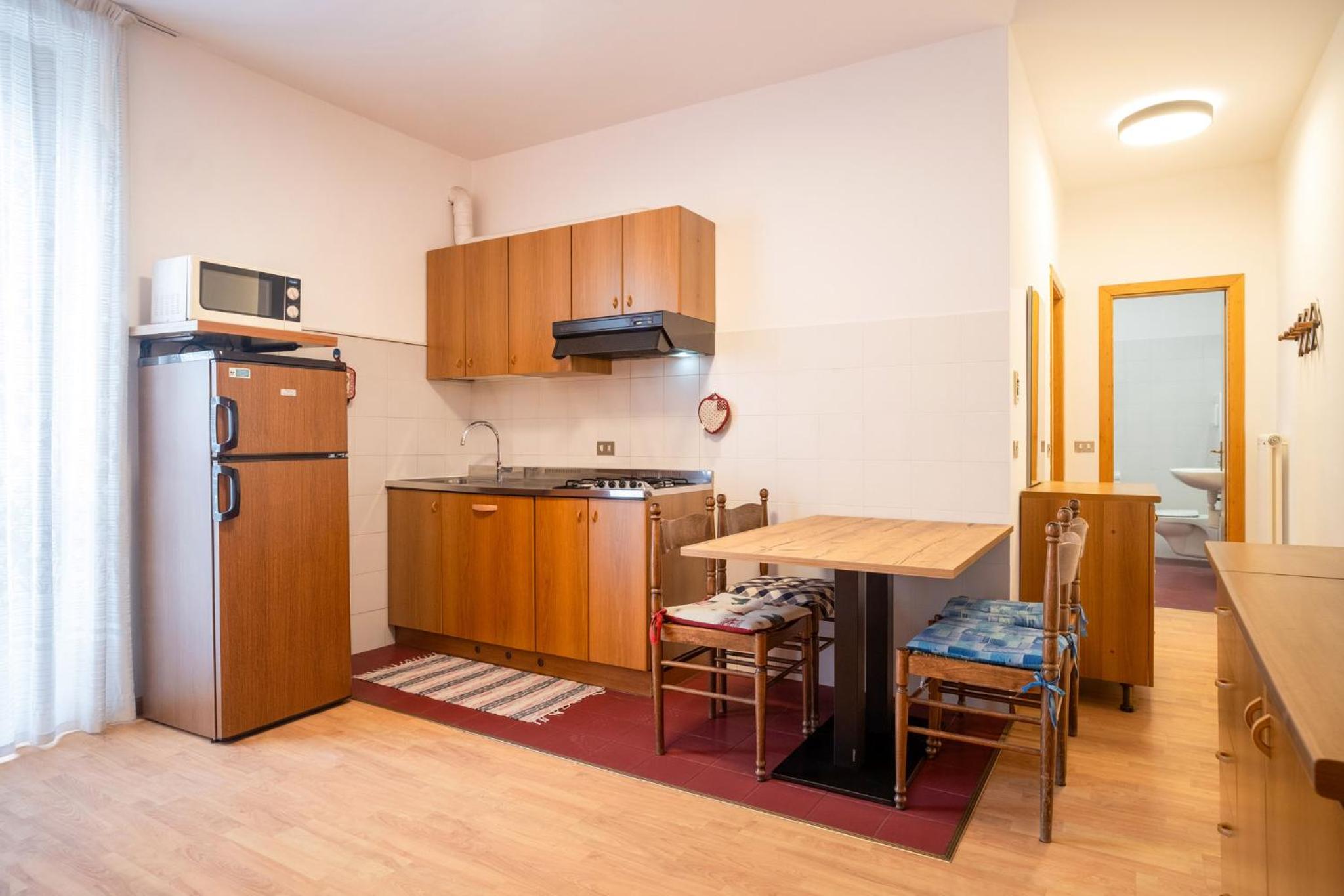One-Bedroom Apartment photo 2