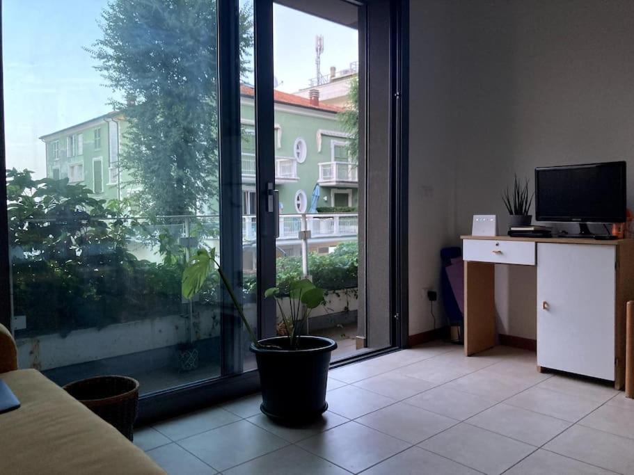 Apartment with Sea View photo 2