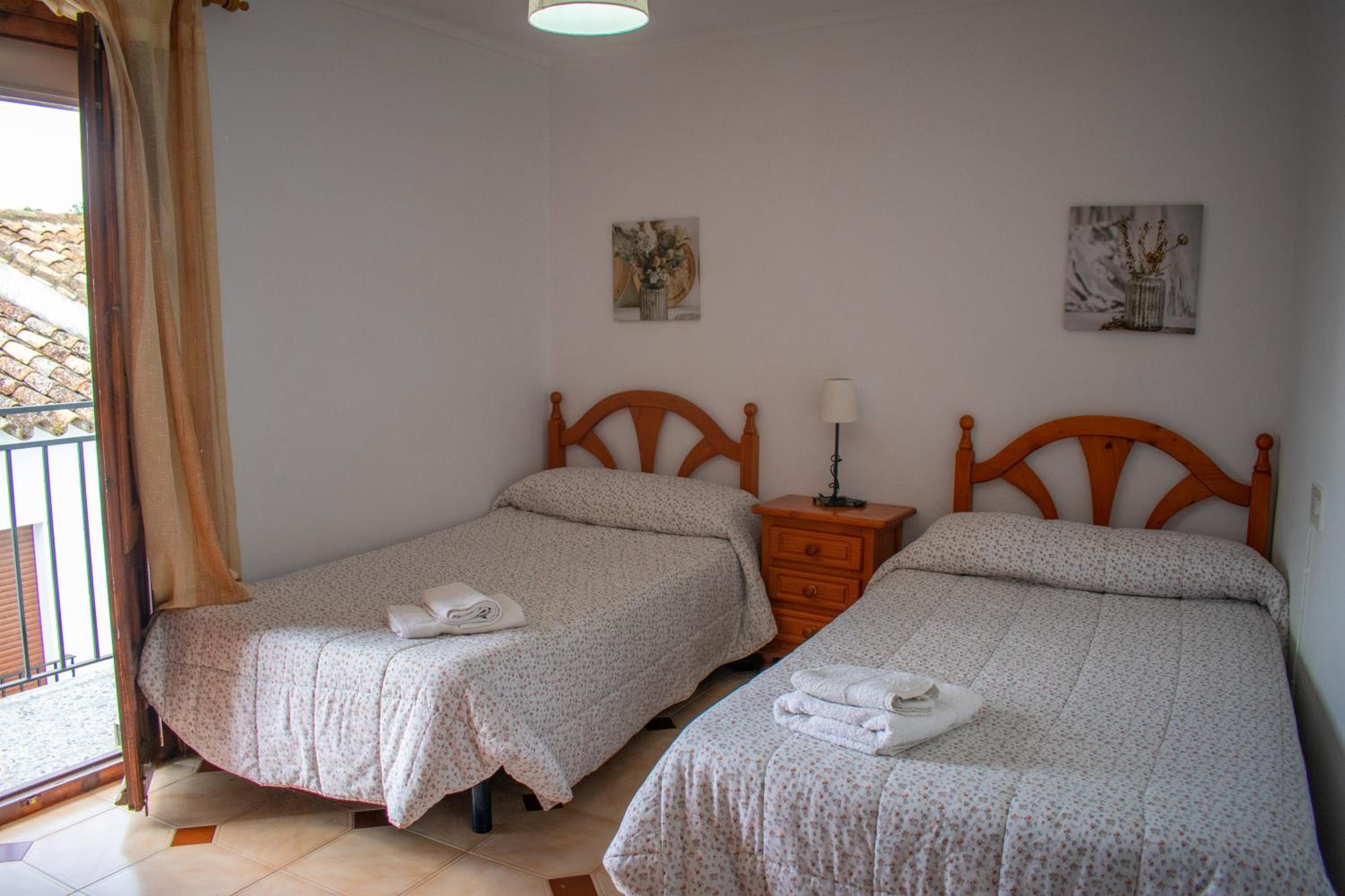 Four-Bedroom House - Photo 3