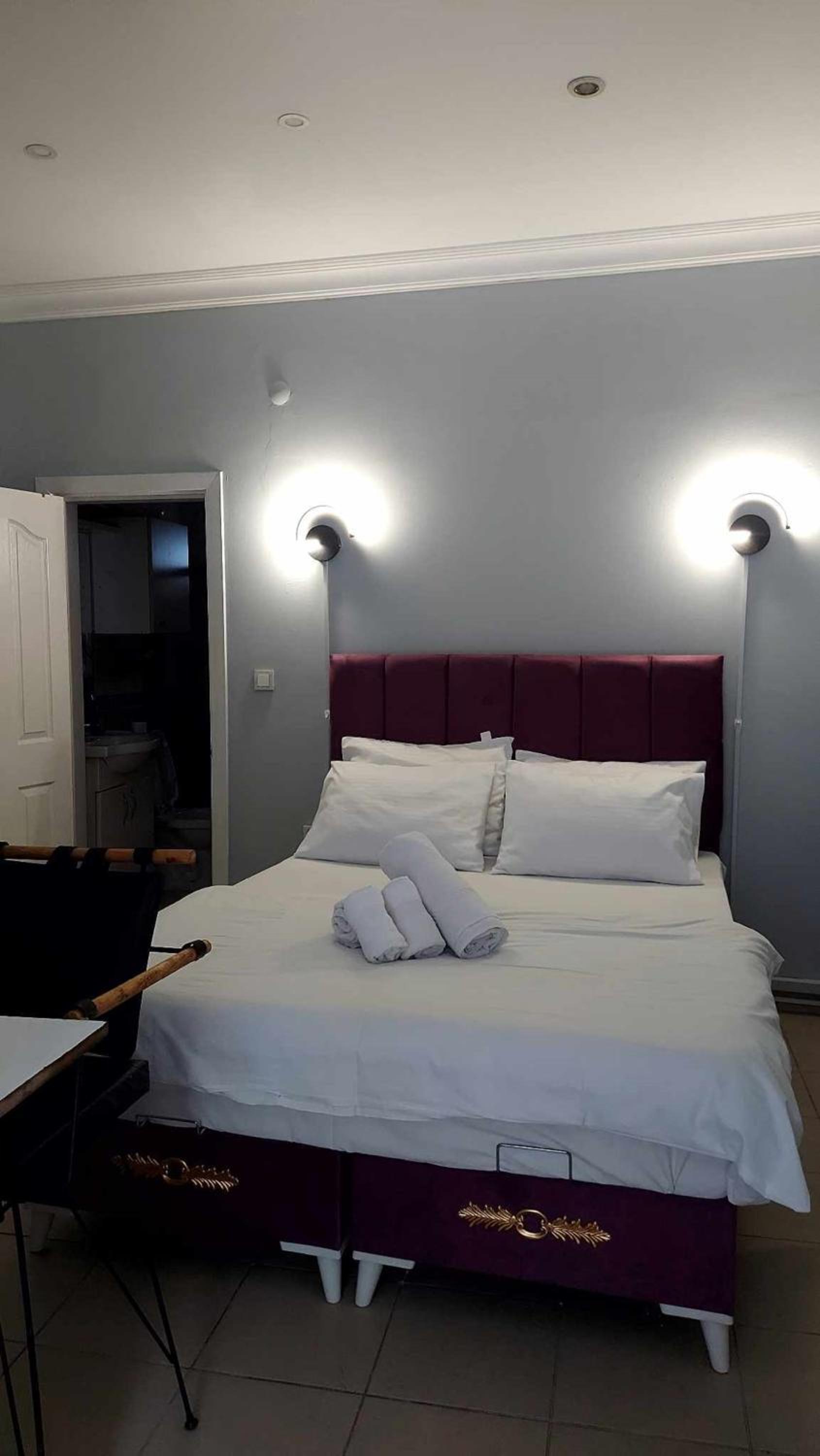 Economy Double Room photo 3