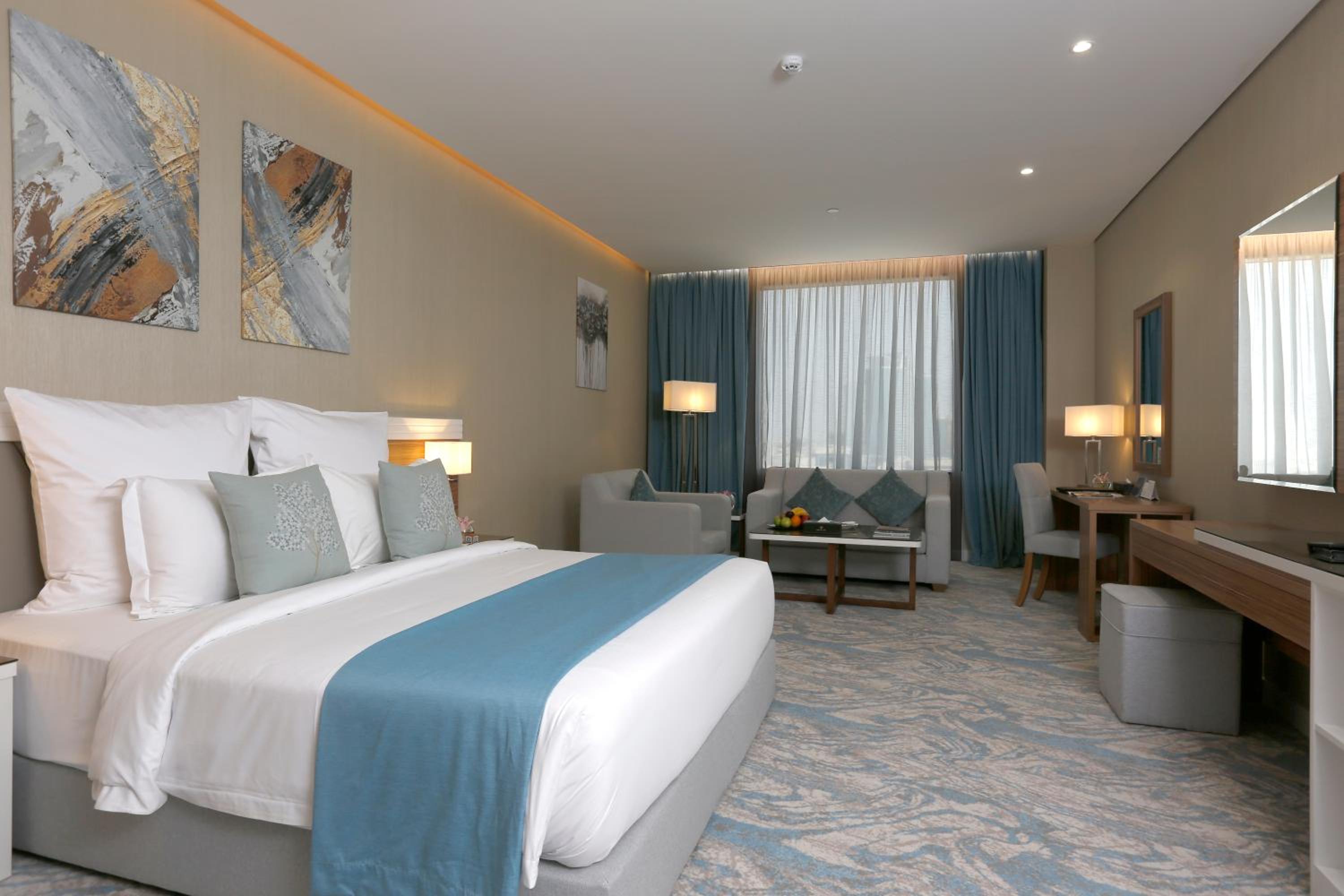 Deluxe King Room