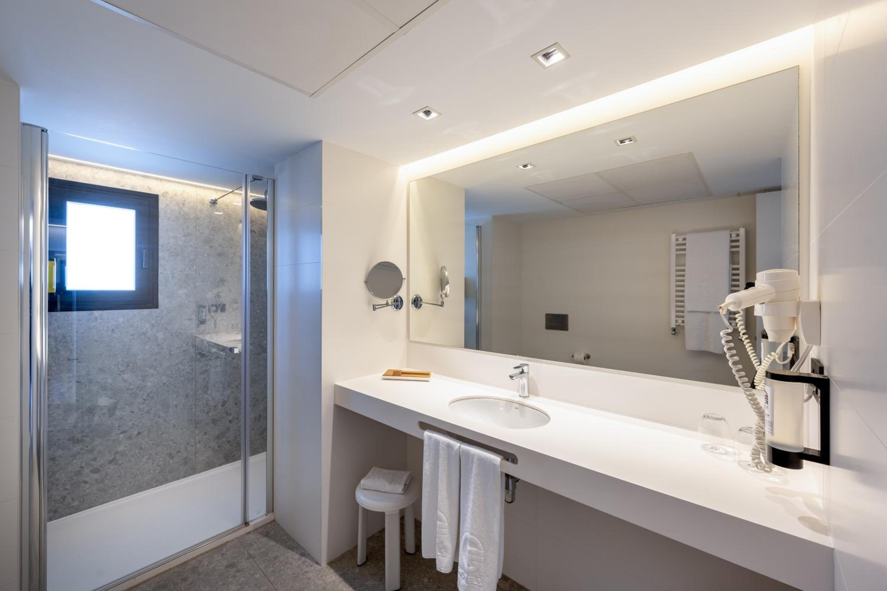 Panoramic Superior Room - Photo 3
