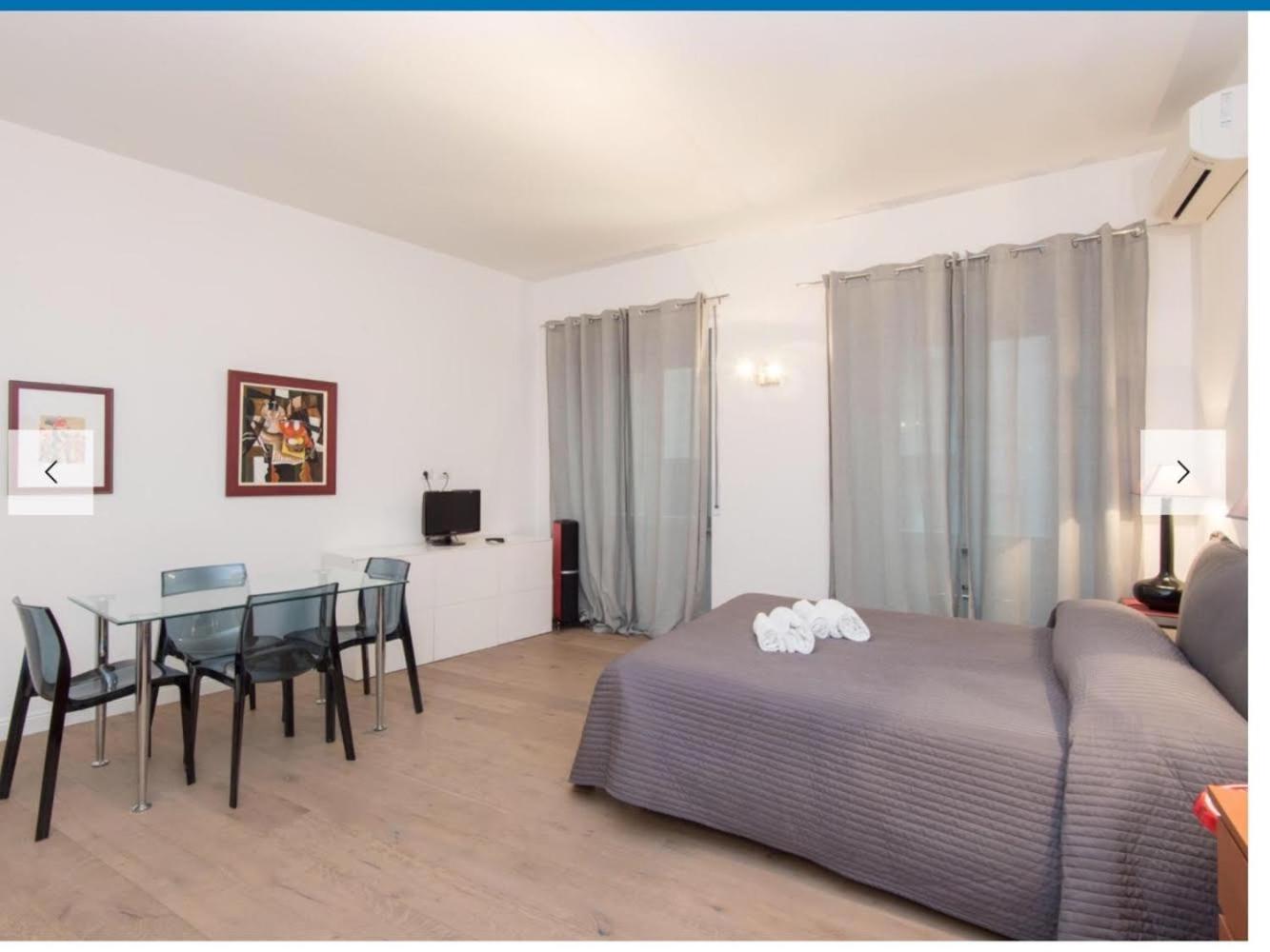 One-Bedroom Apartment photo 2