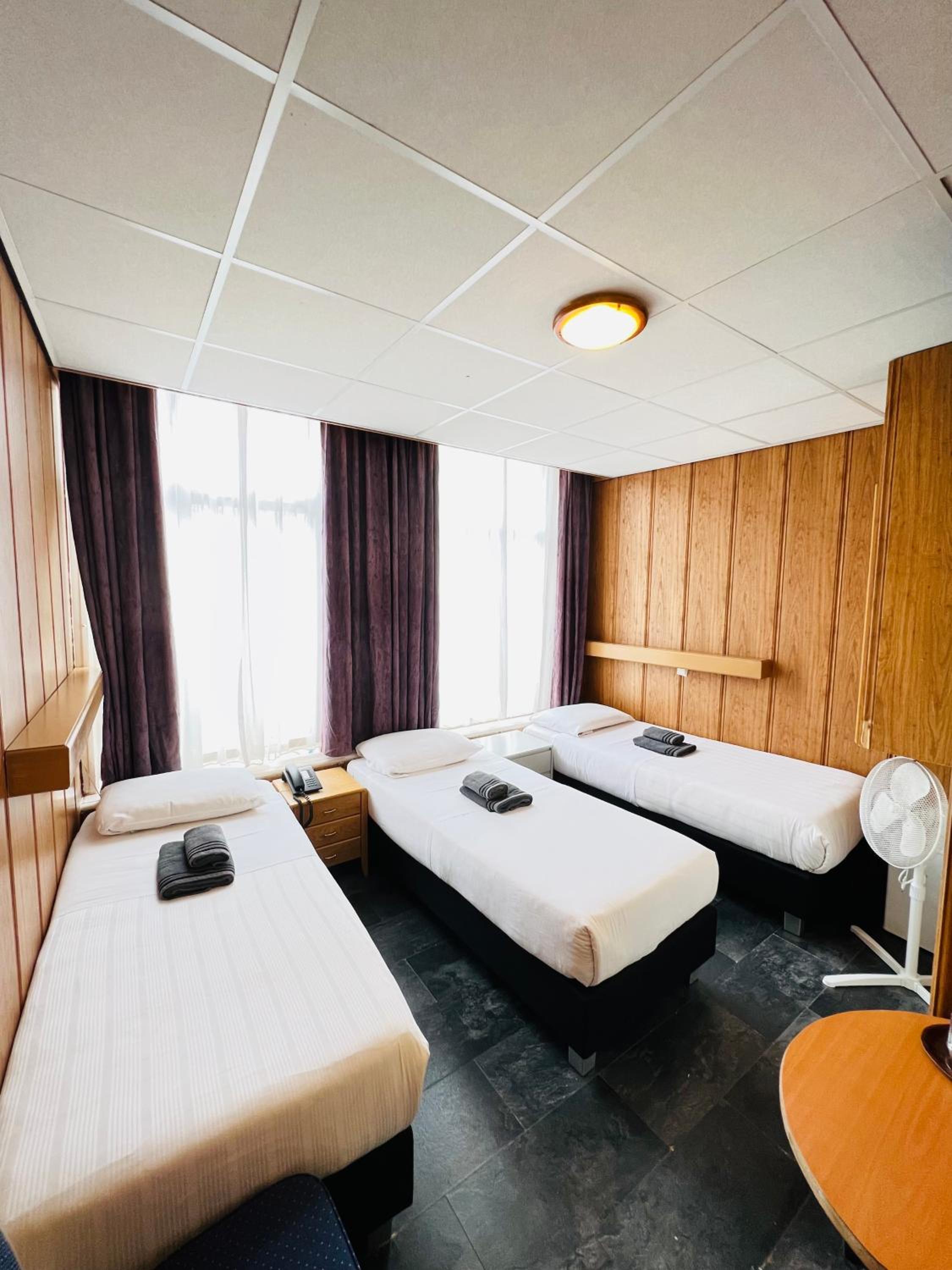 Standard Triple Room photo 3