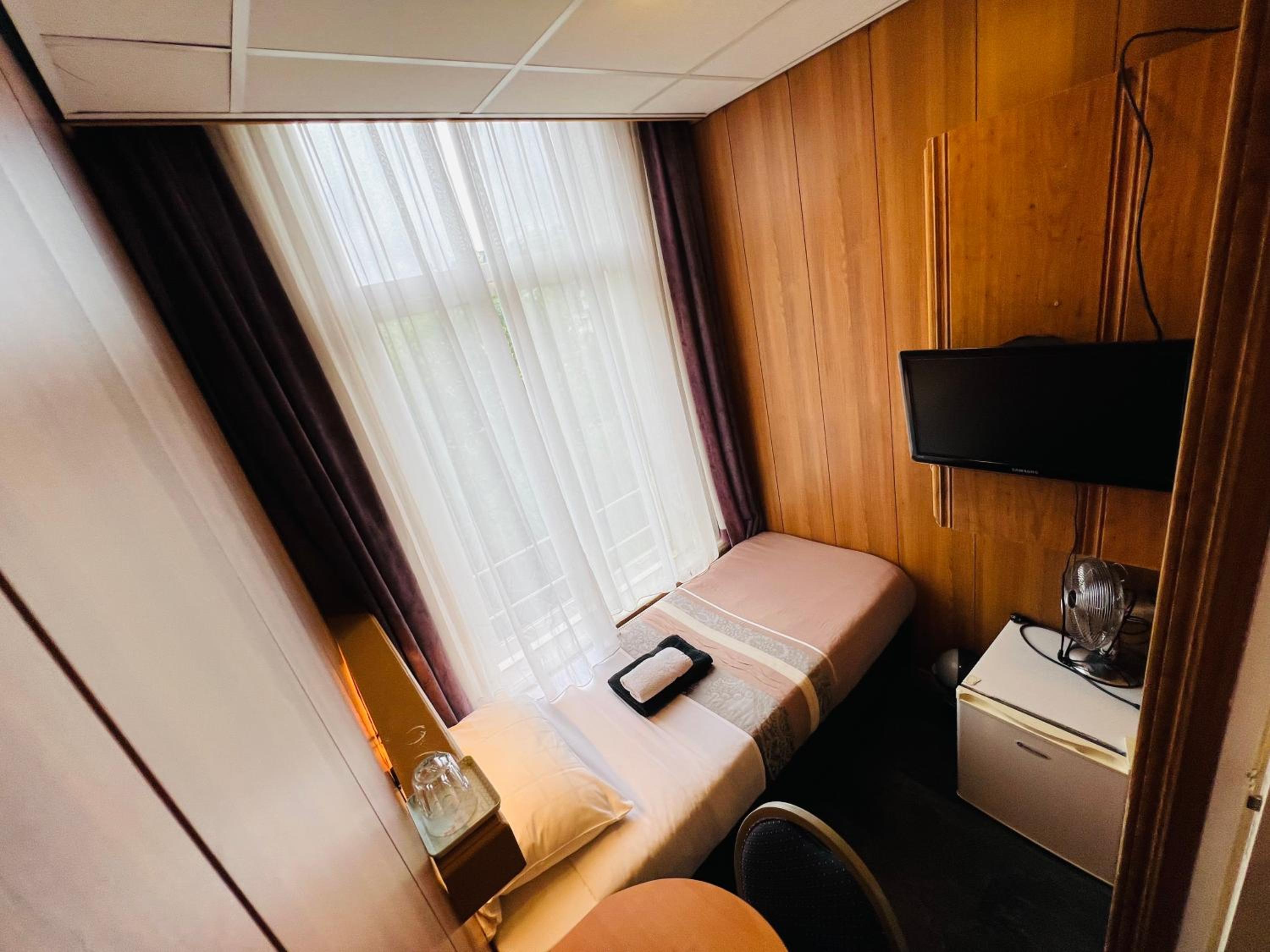 Budget Single Room photo 1