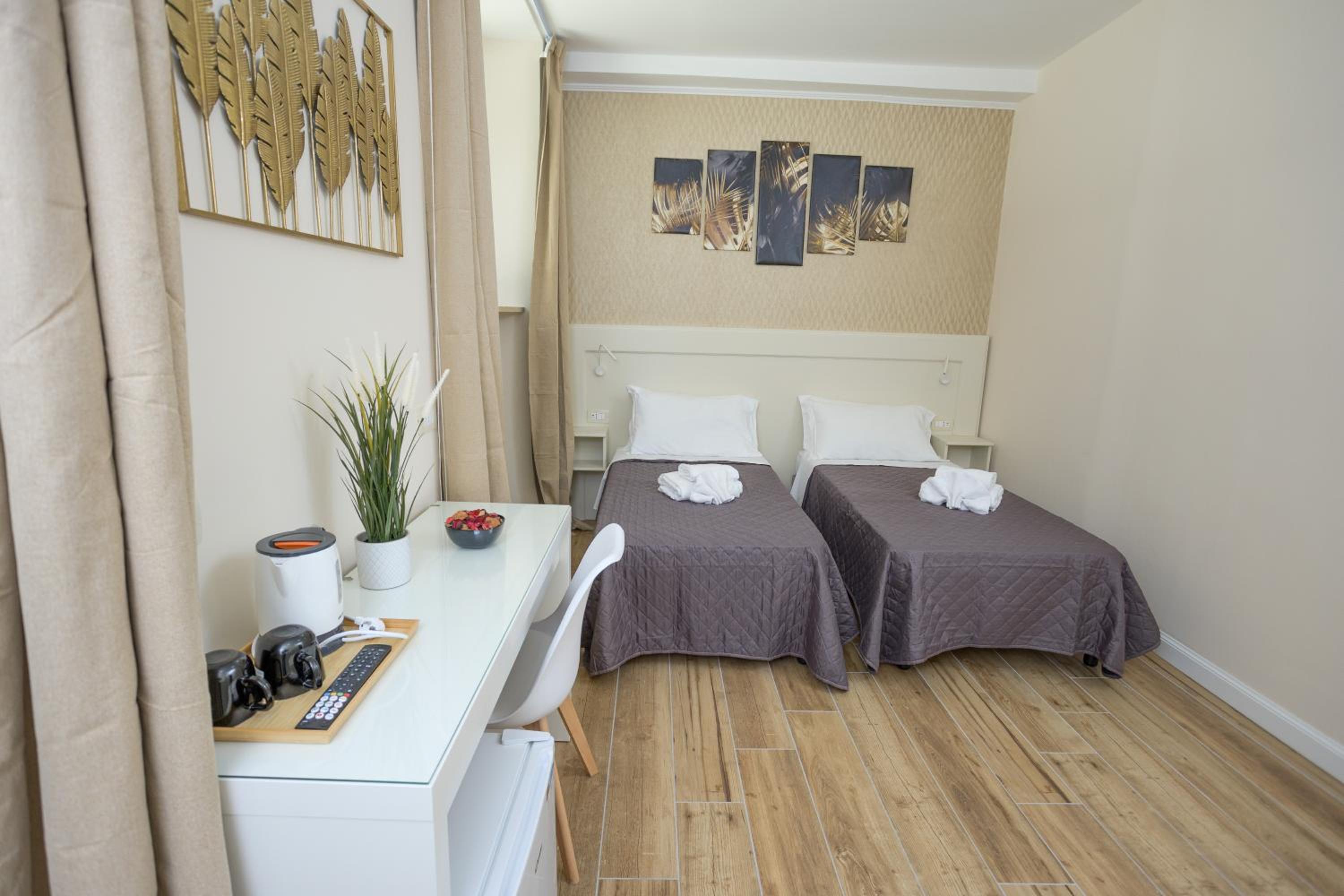 Deluxe Double or Twin Room