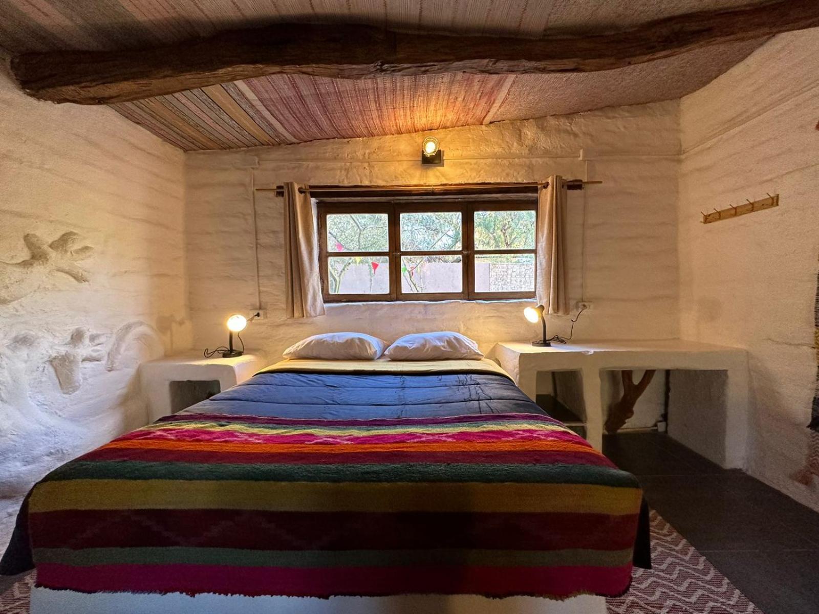Quadruple Room with Private Bathroom photo 2