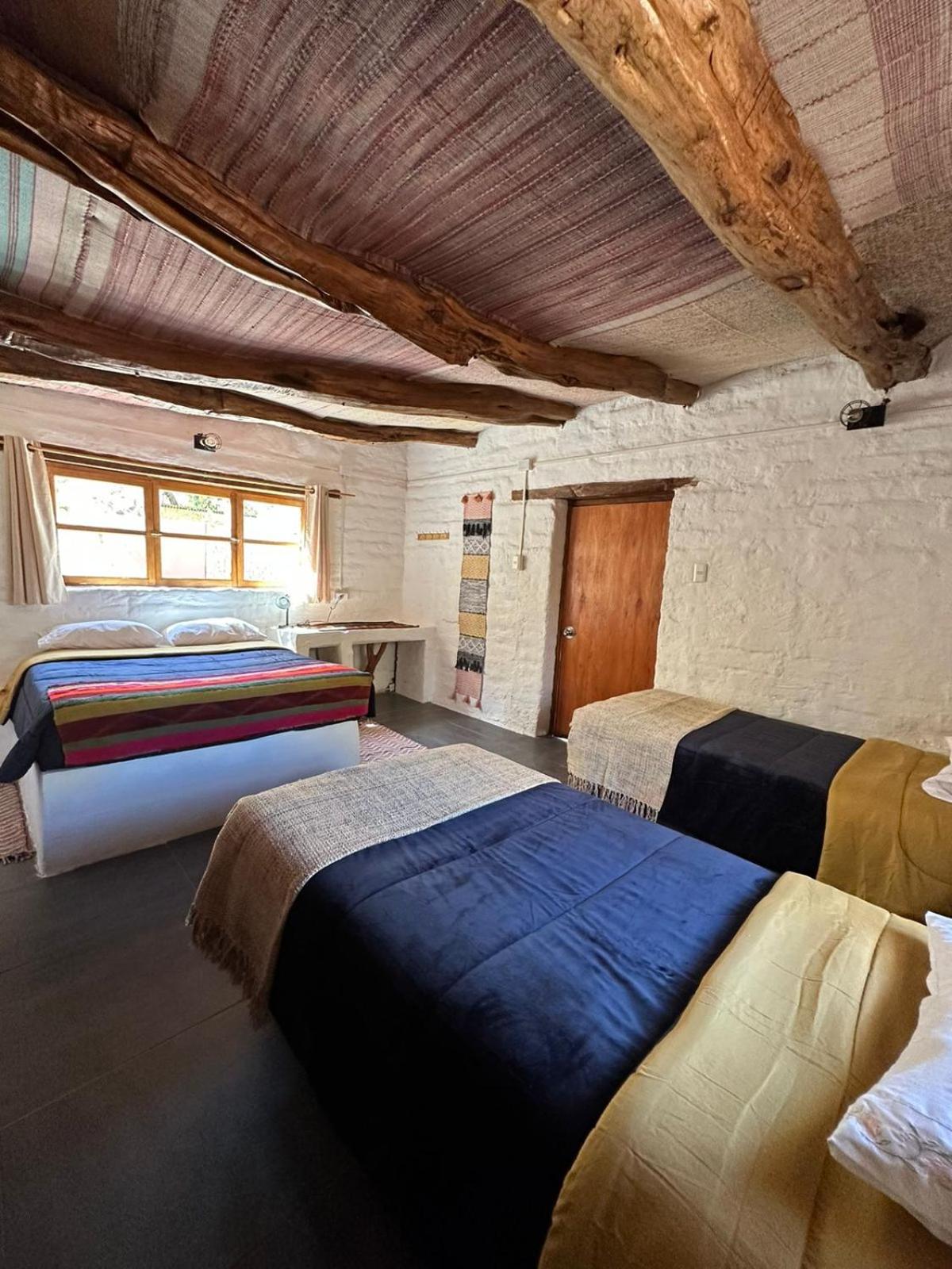 Quadruple Room with Private Bathroom photo 1