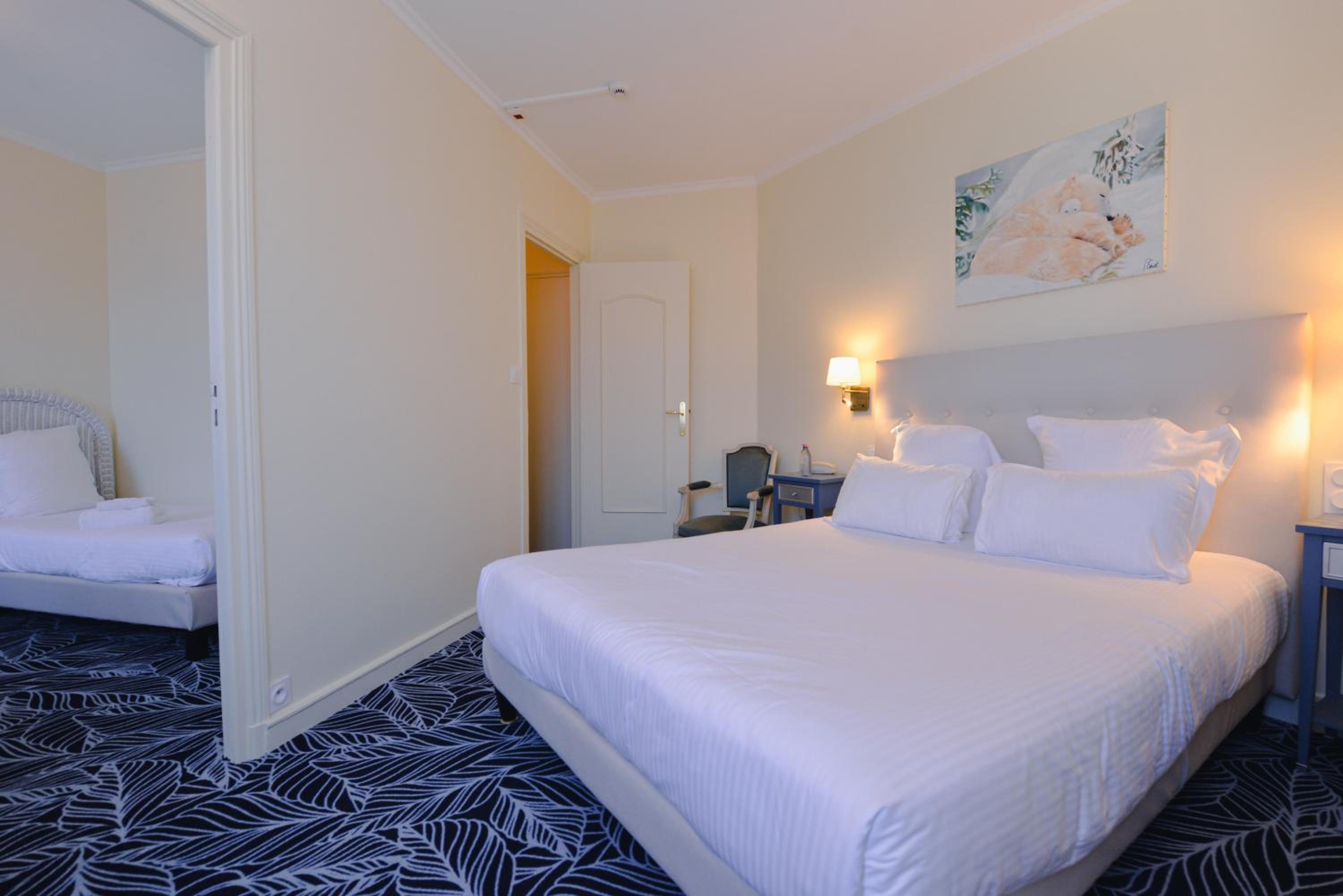 Quadruple Room with Village View - Photo 2