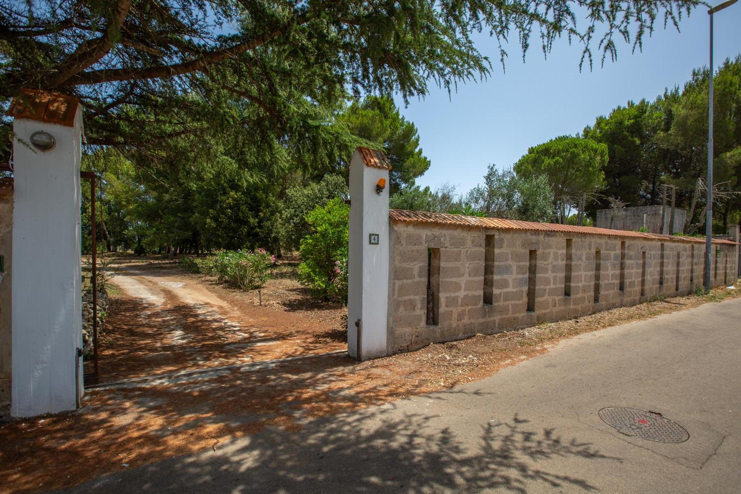 Villa With Private Pool photo 2