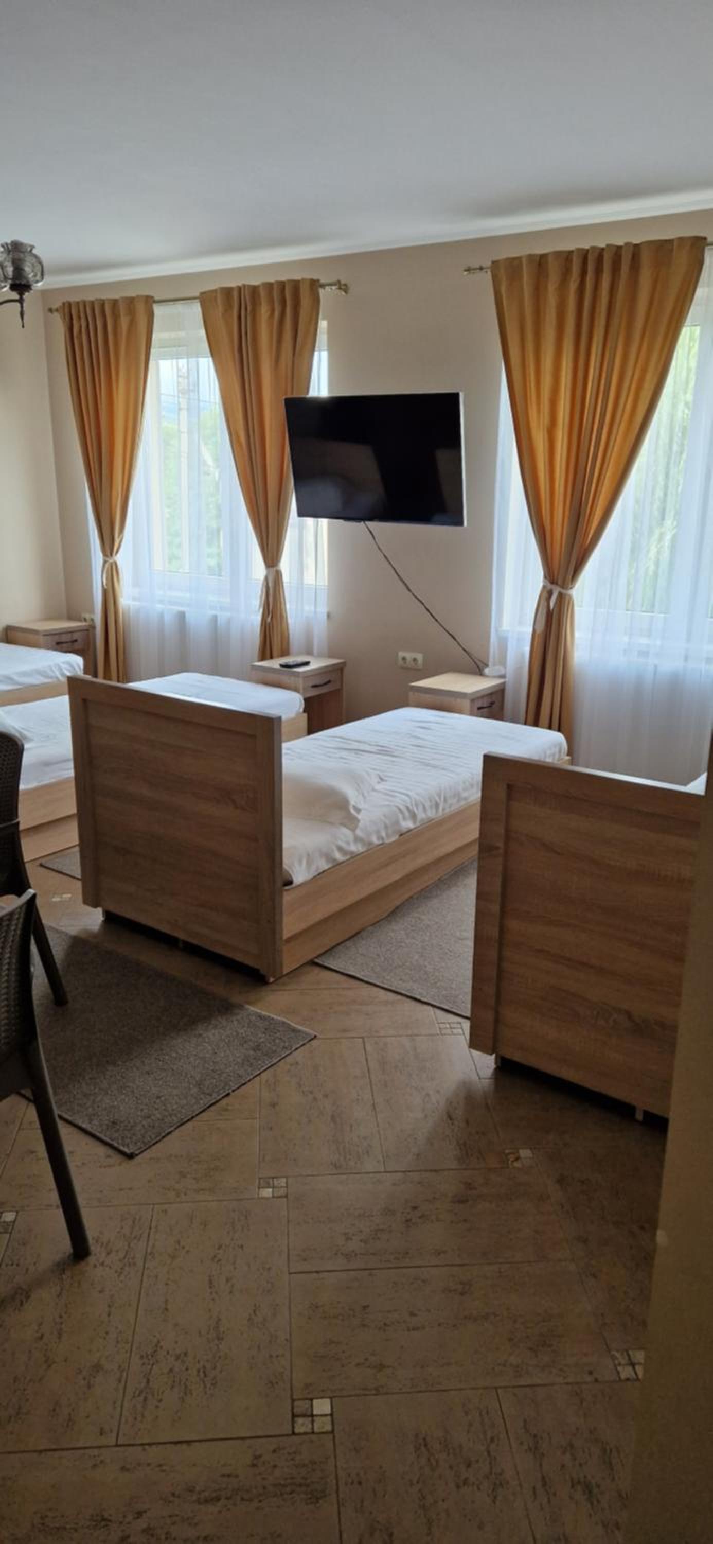 6-Bed Mixed Dormitory Room photo 1