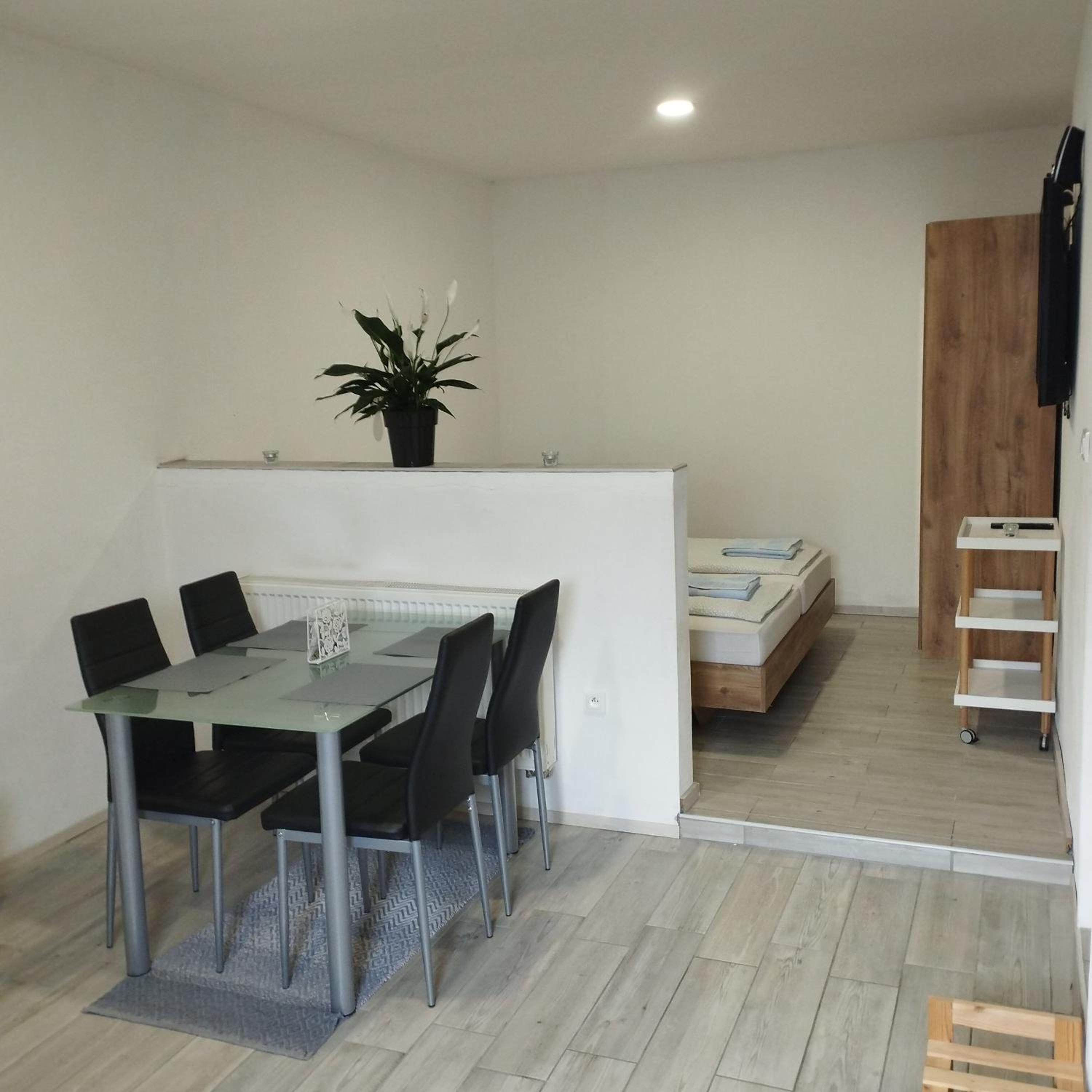 Premium Quadruple Room - Photo 1