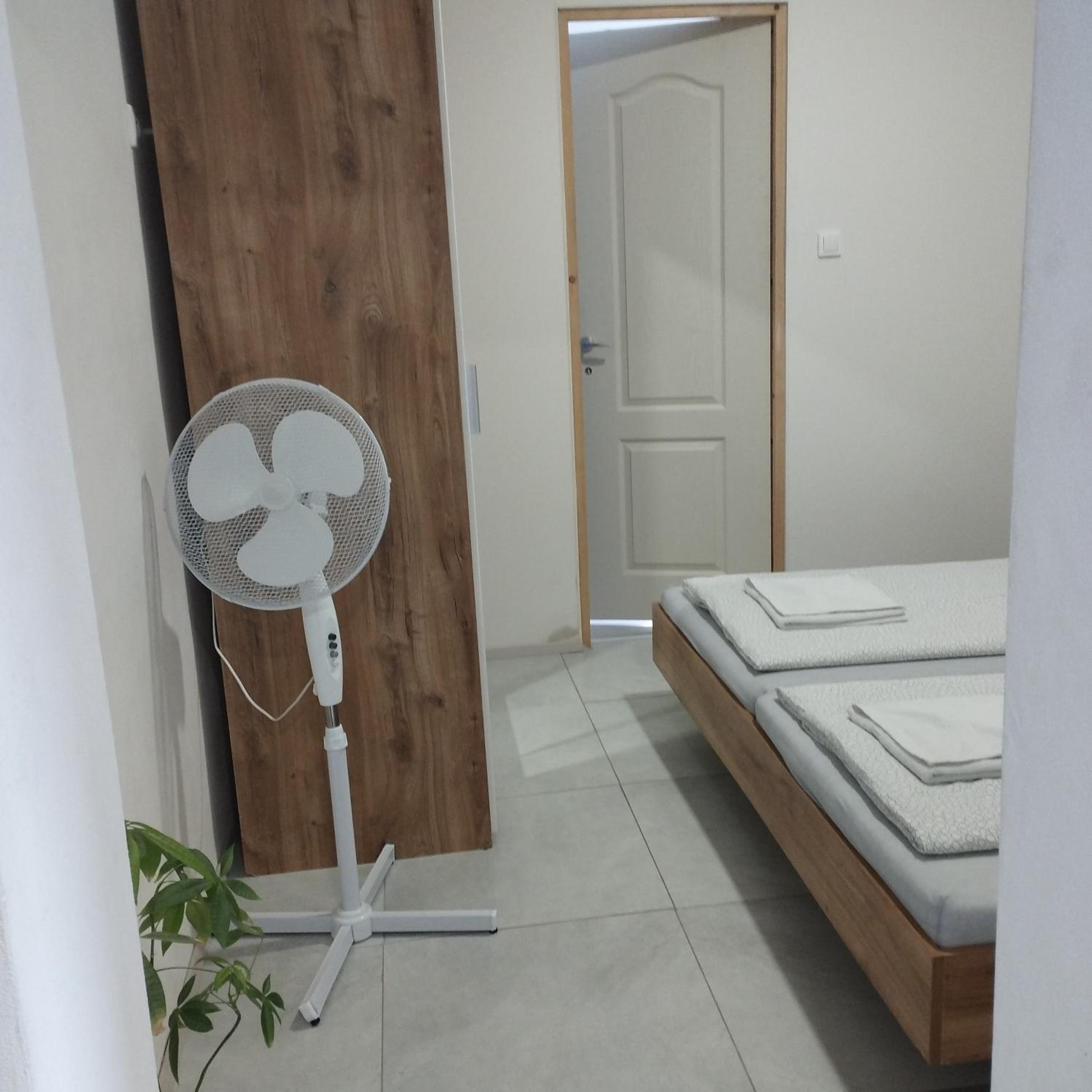 Premium Quadruple Room - Photo 9