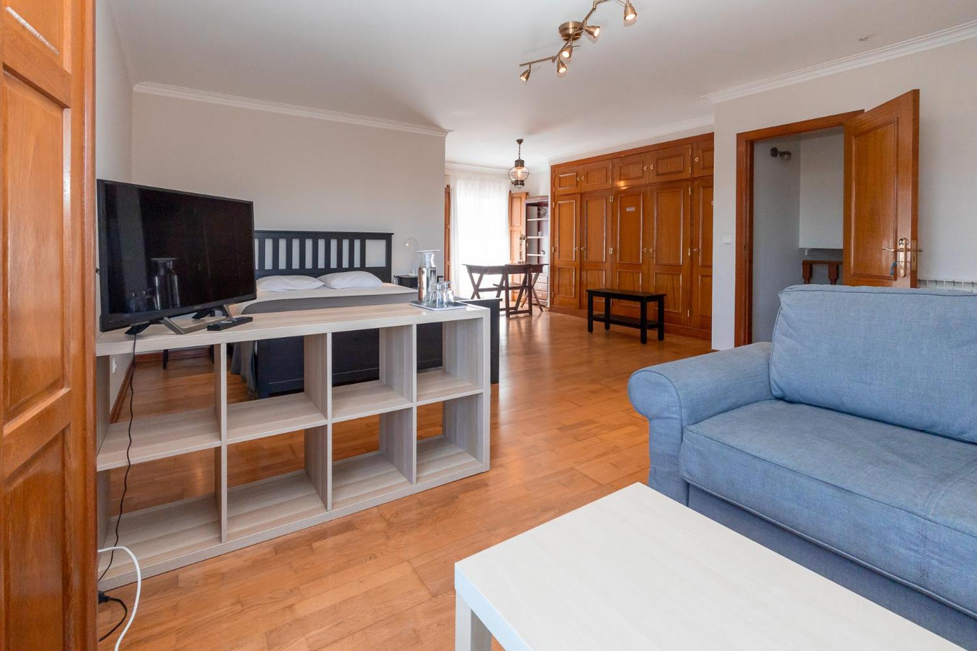 Suite with Mountain View - Photo 1