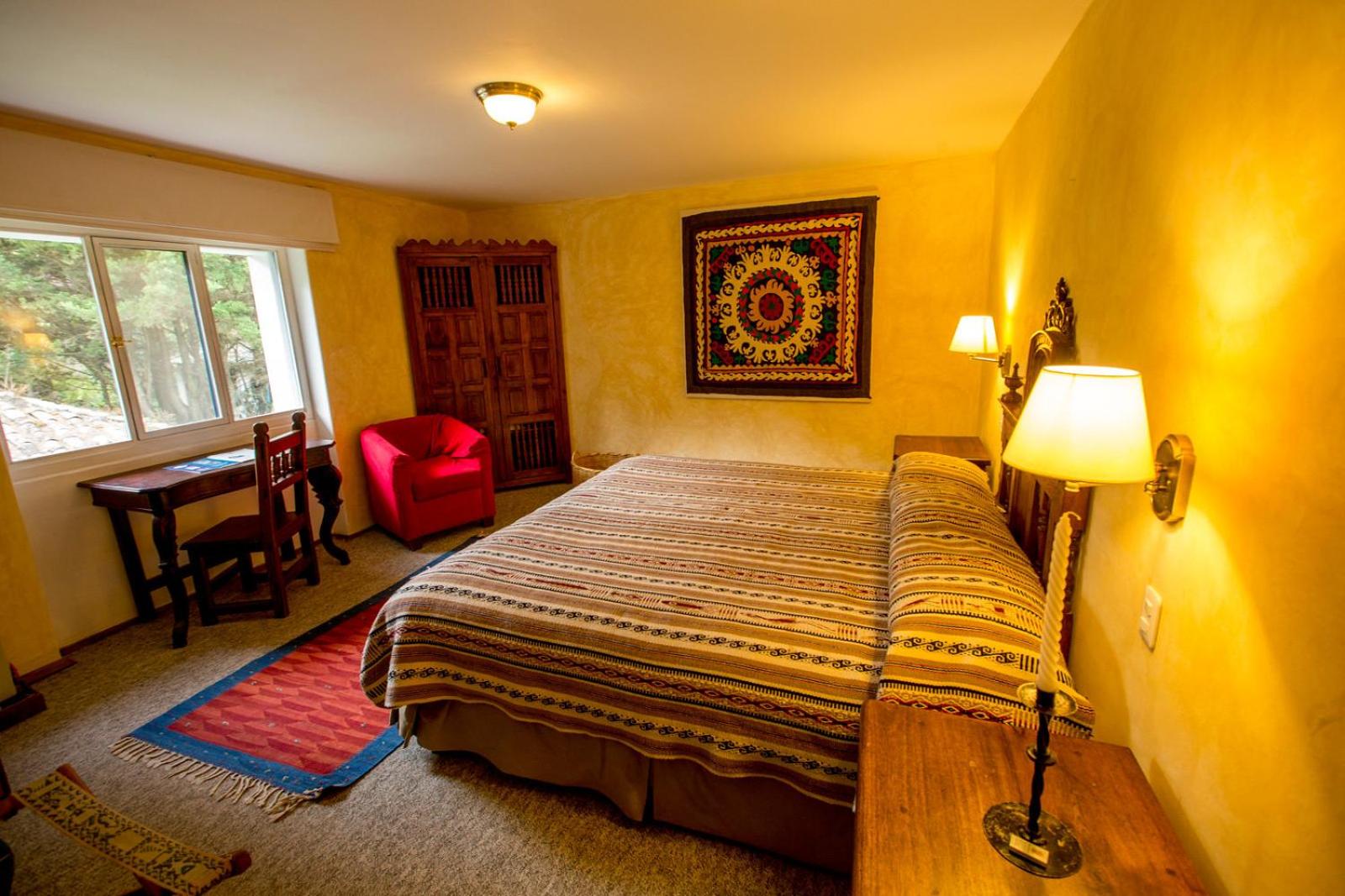 Double Room - Photo 8