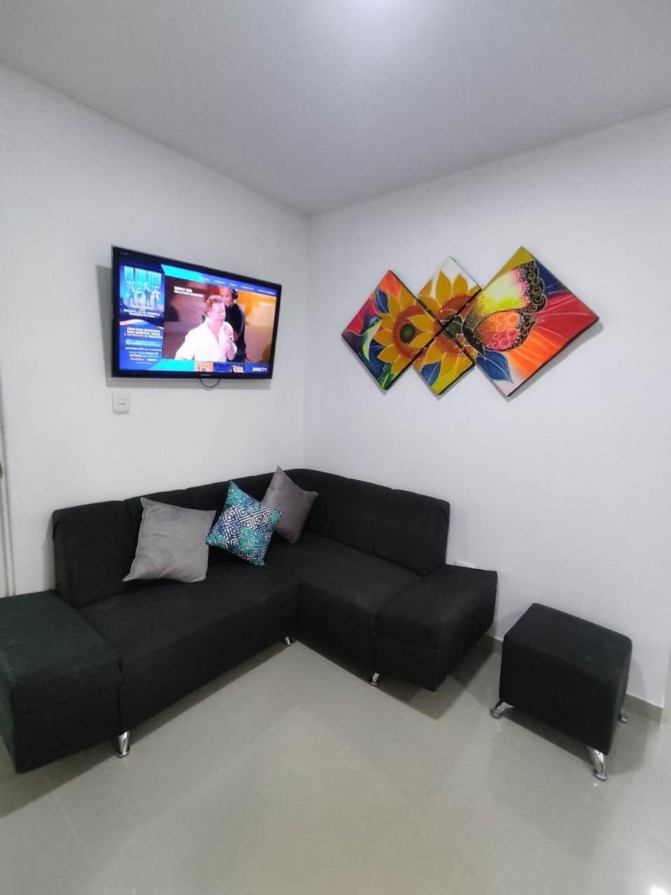 Three-Bedroom Apartment photo 1
