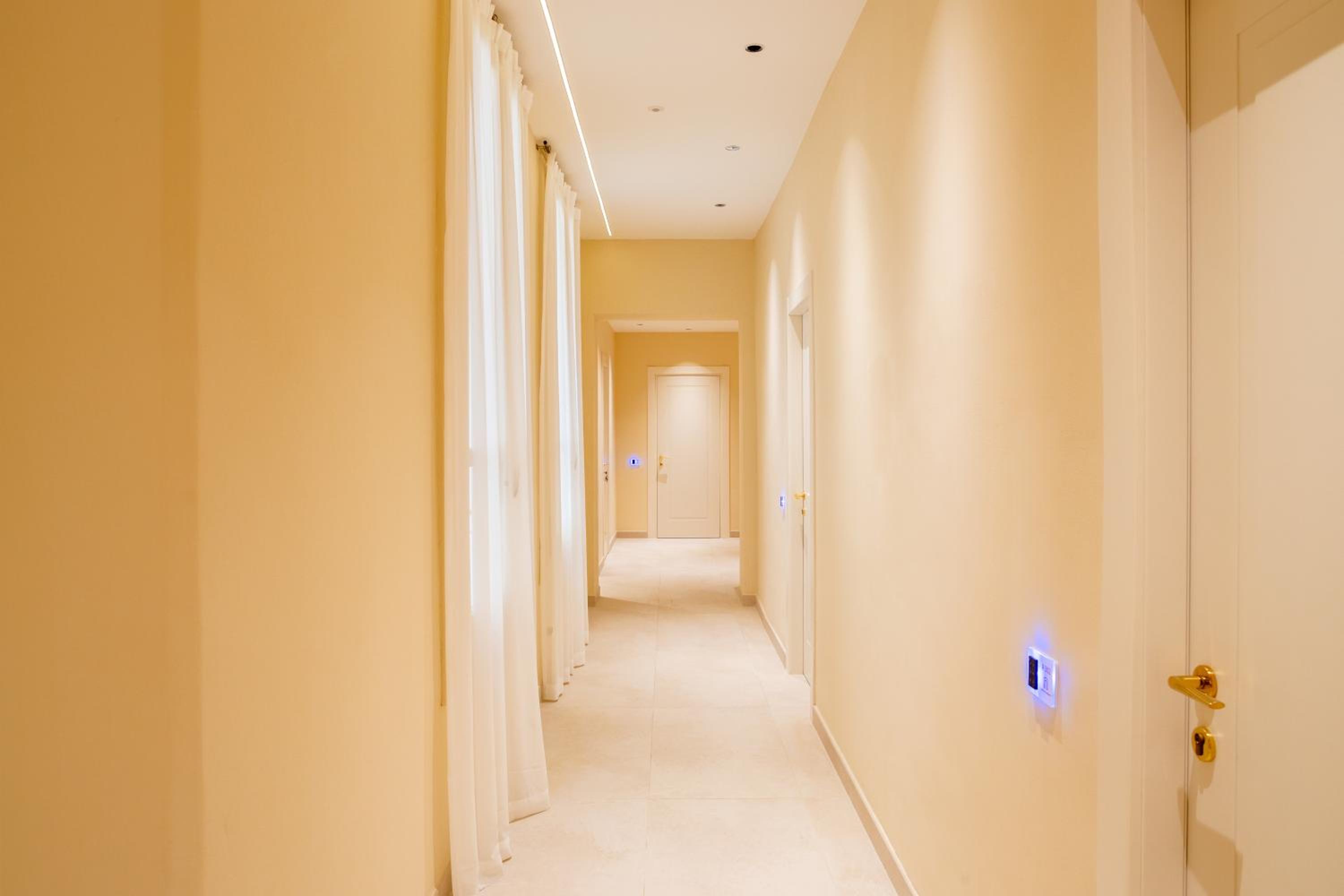 Triple Room with Private Bathroom - Photo 4