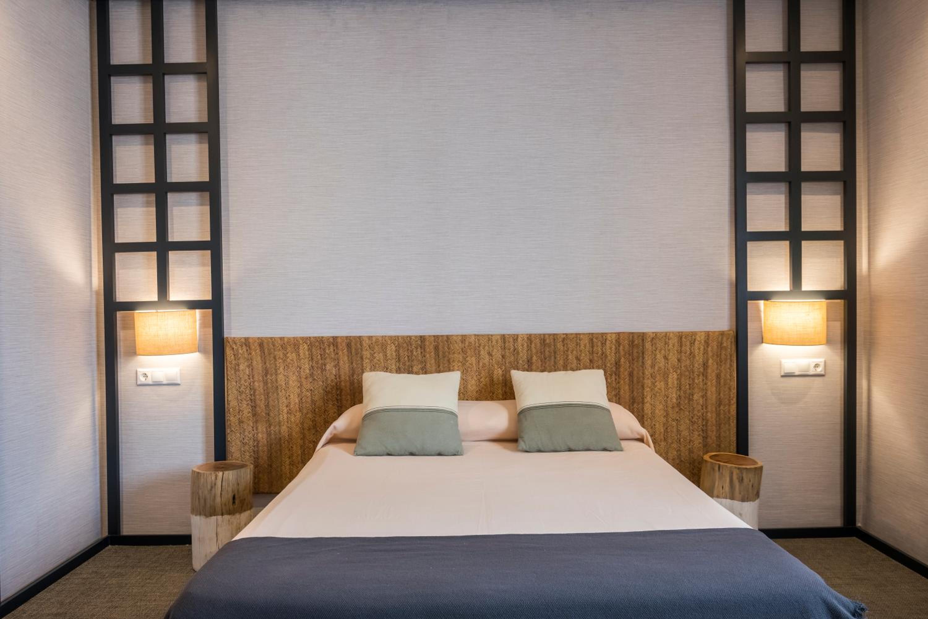 Double or Twin Room - Photo 1