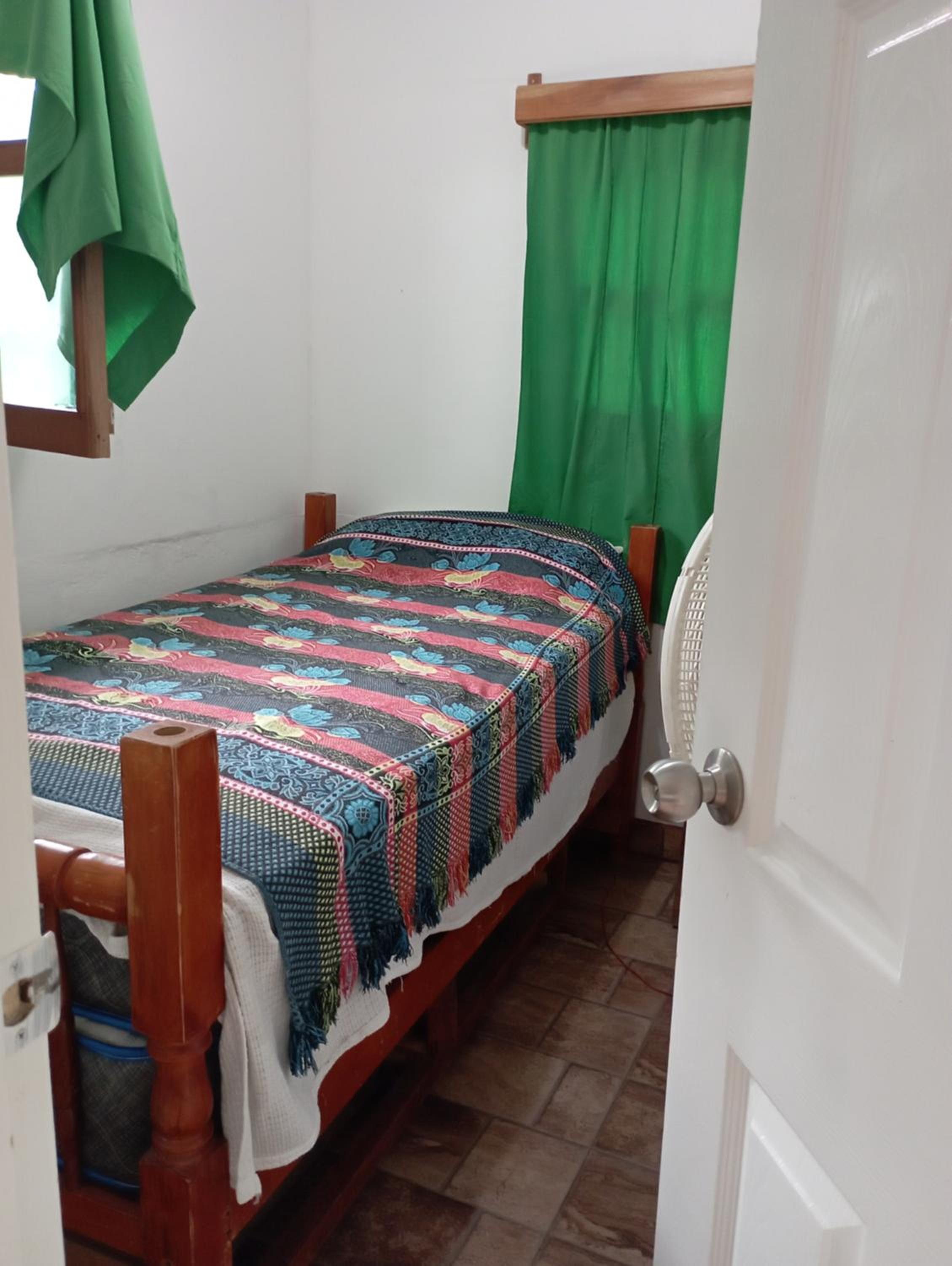 Double Room With Shared Bathroom photo 2