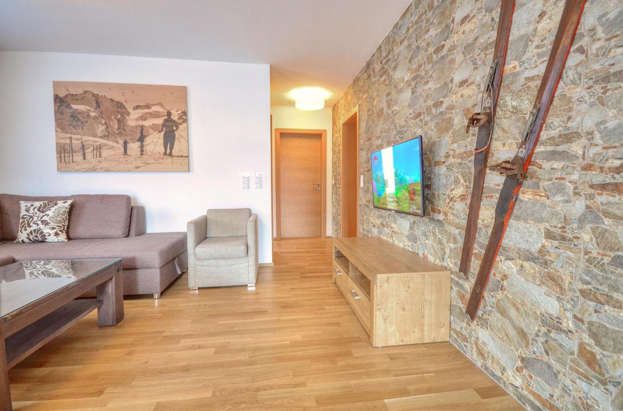 Apartment with Lake View photo 3
