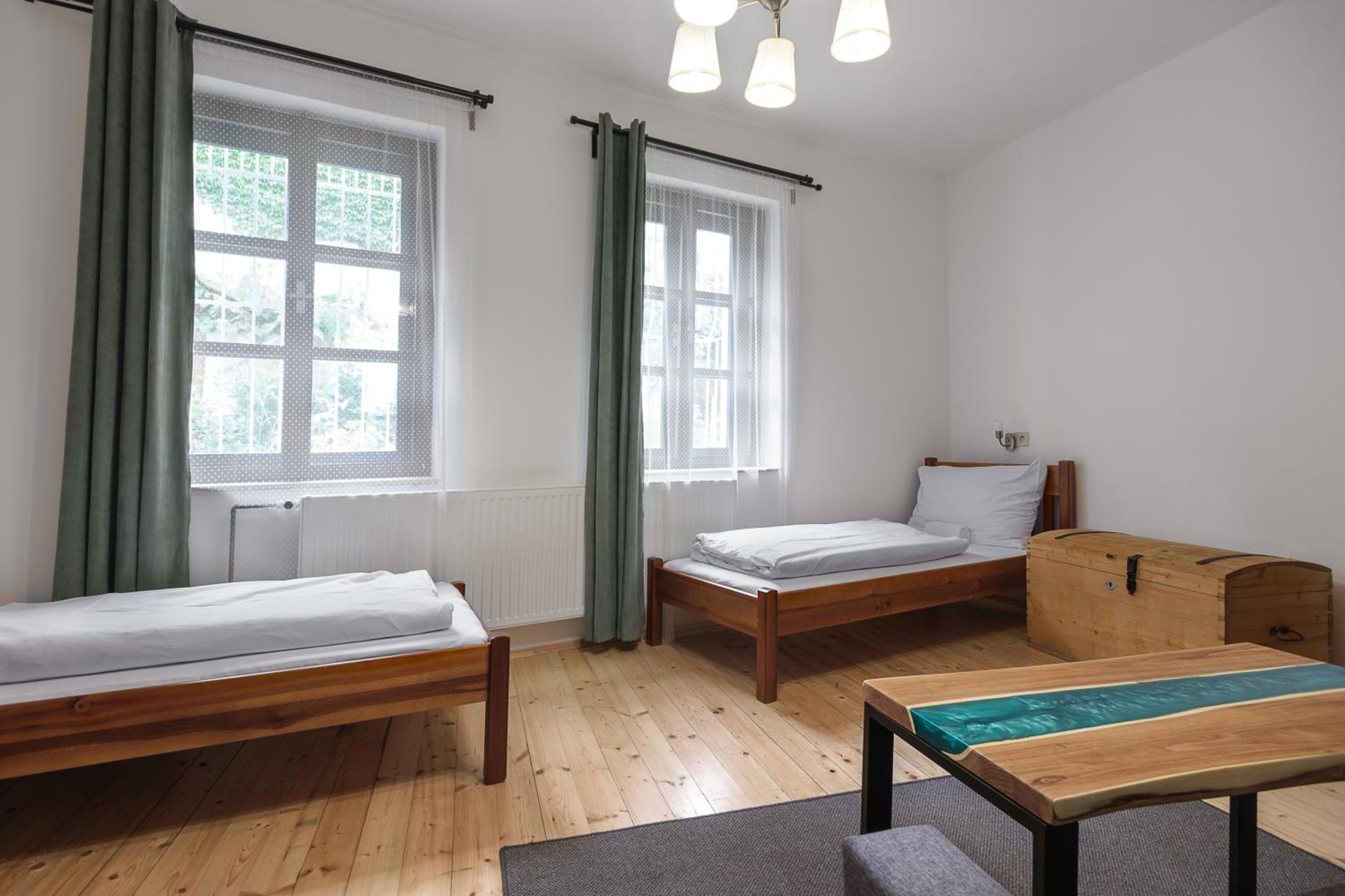 Quadruple Room - Photo 9