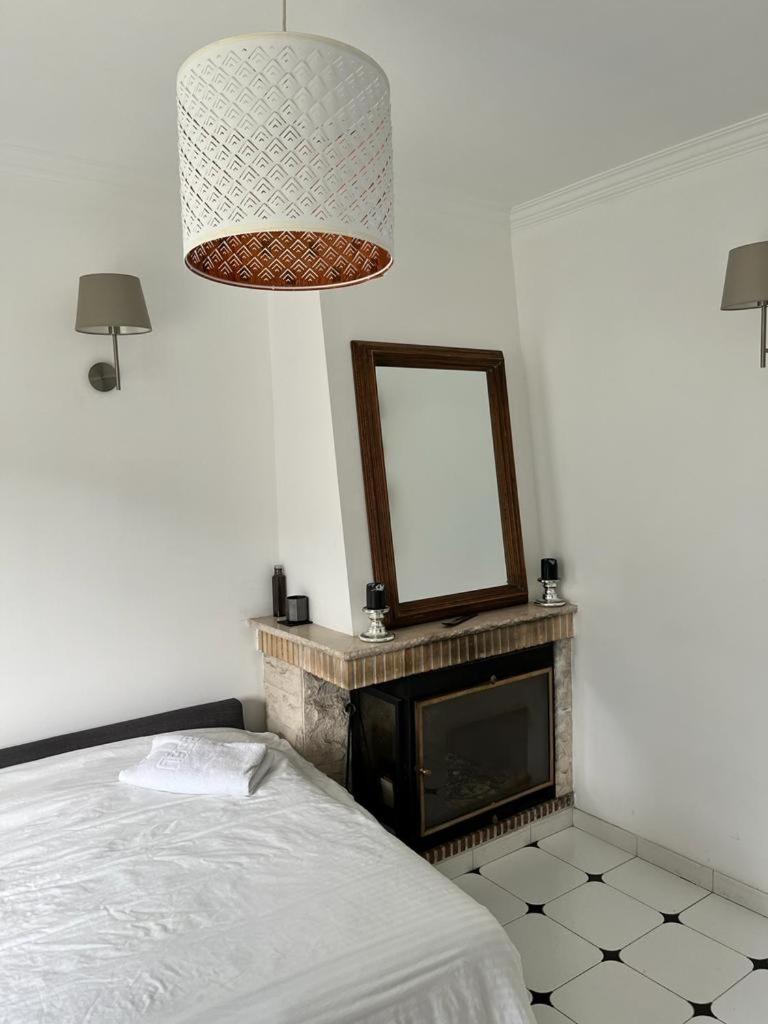 Double Room With Shared Bathroom photo 3