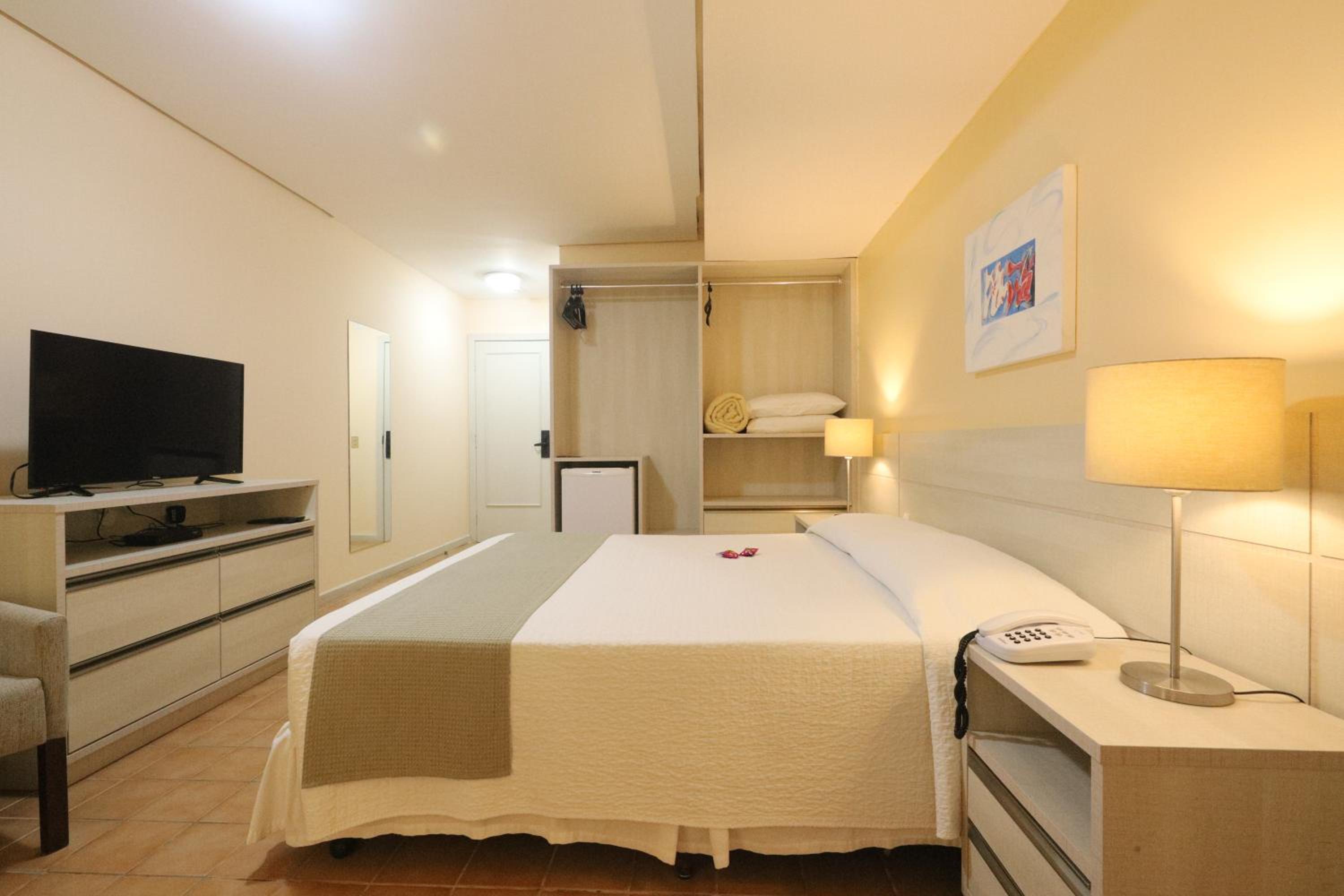 Deluxe Double Room with Balcony and Sea View photo 1