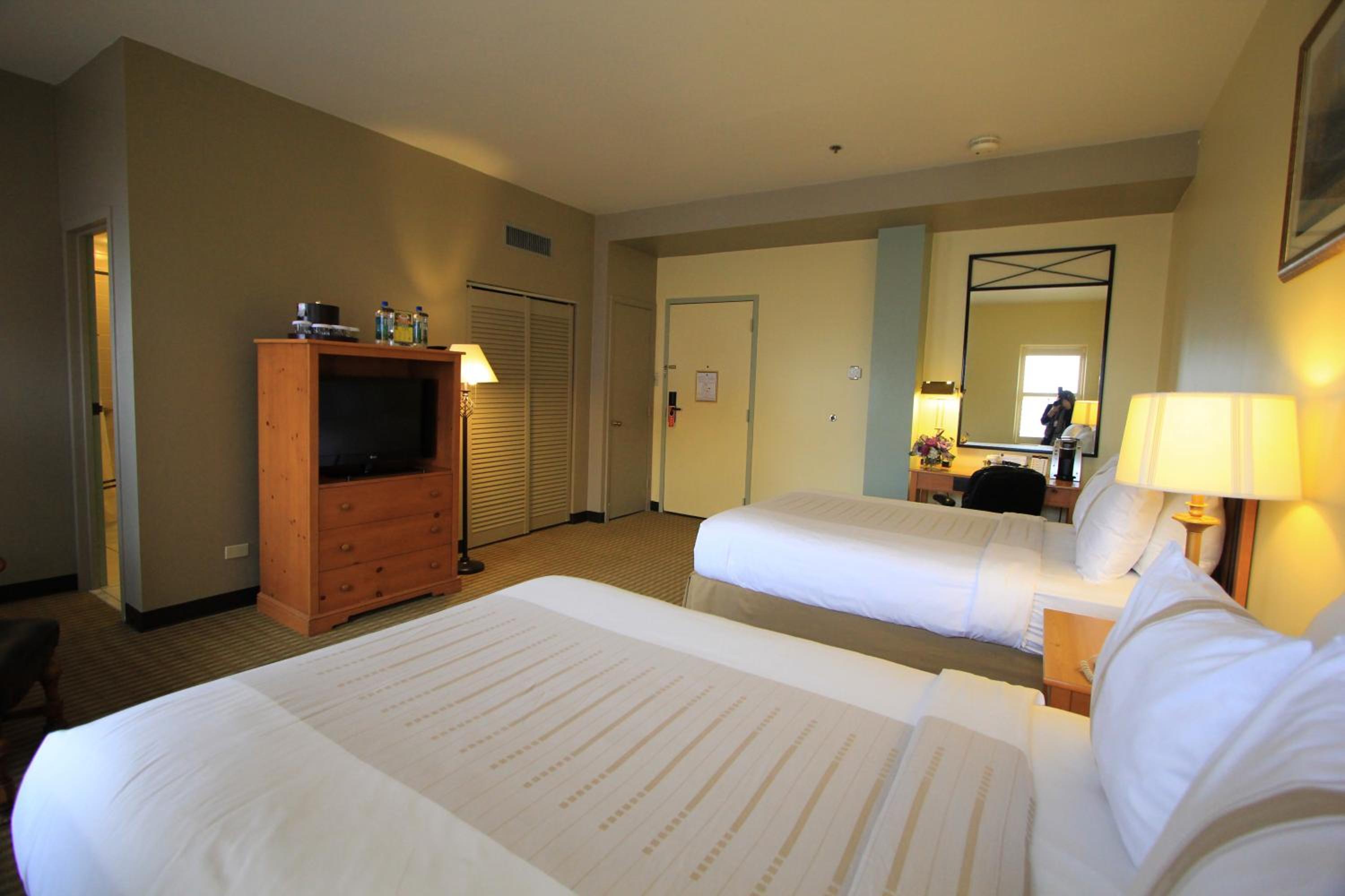 Deluxe Queen Room with Two Queen Beds - Photo 1