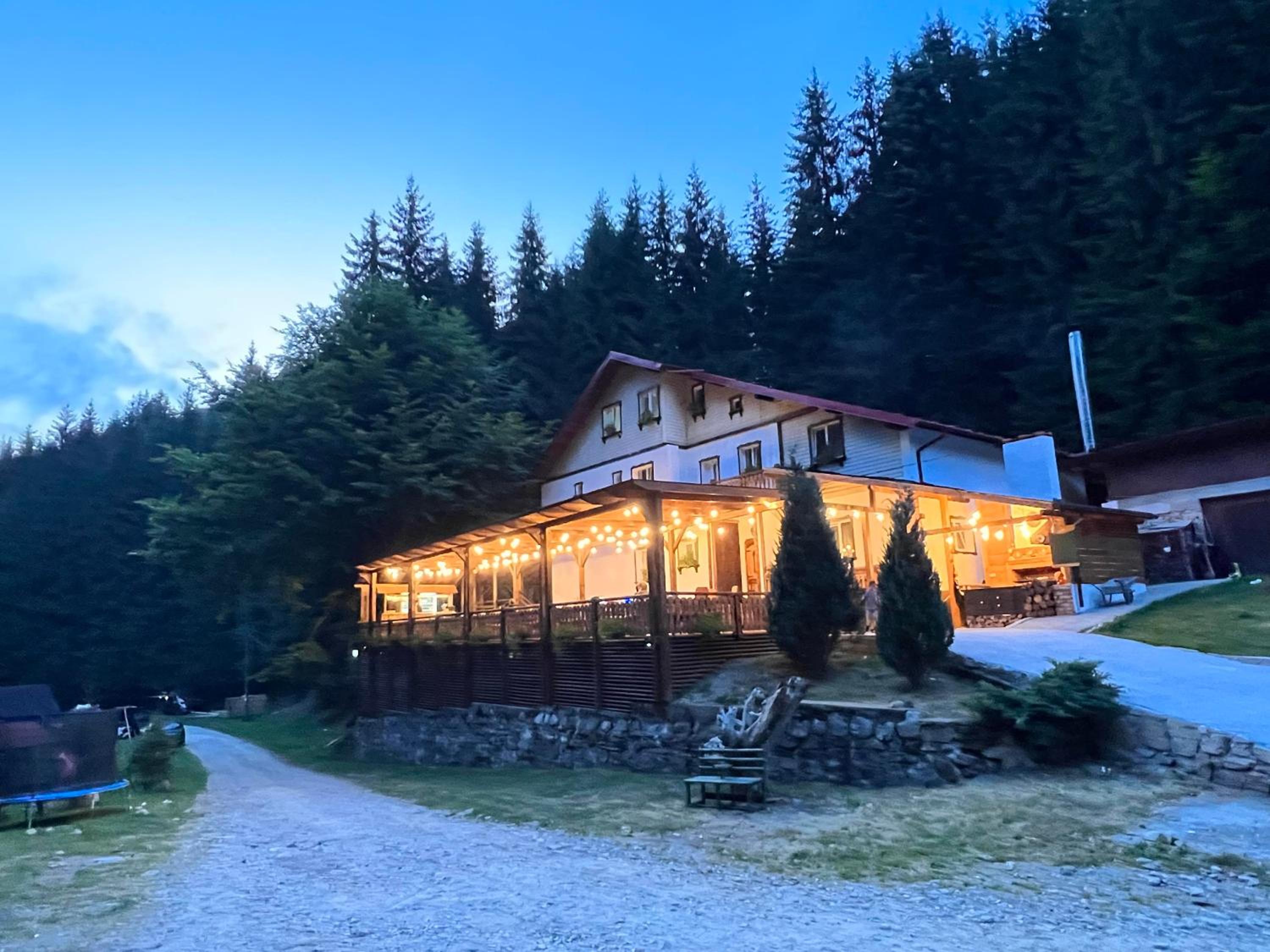 Villa photo 2