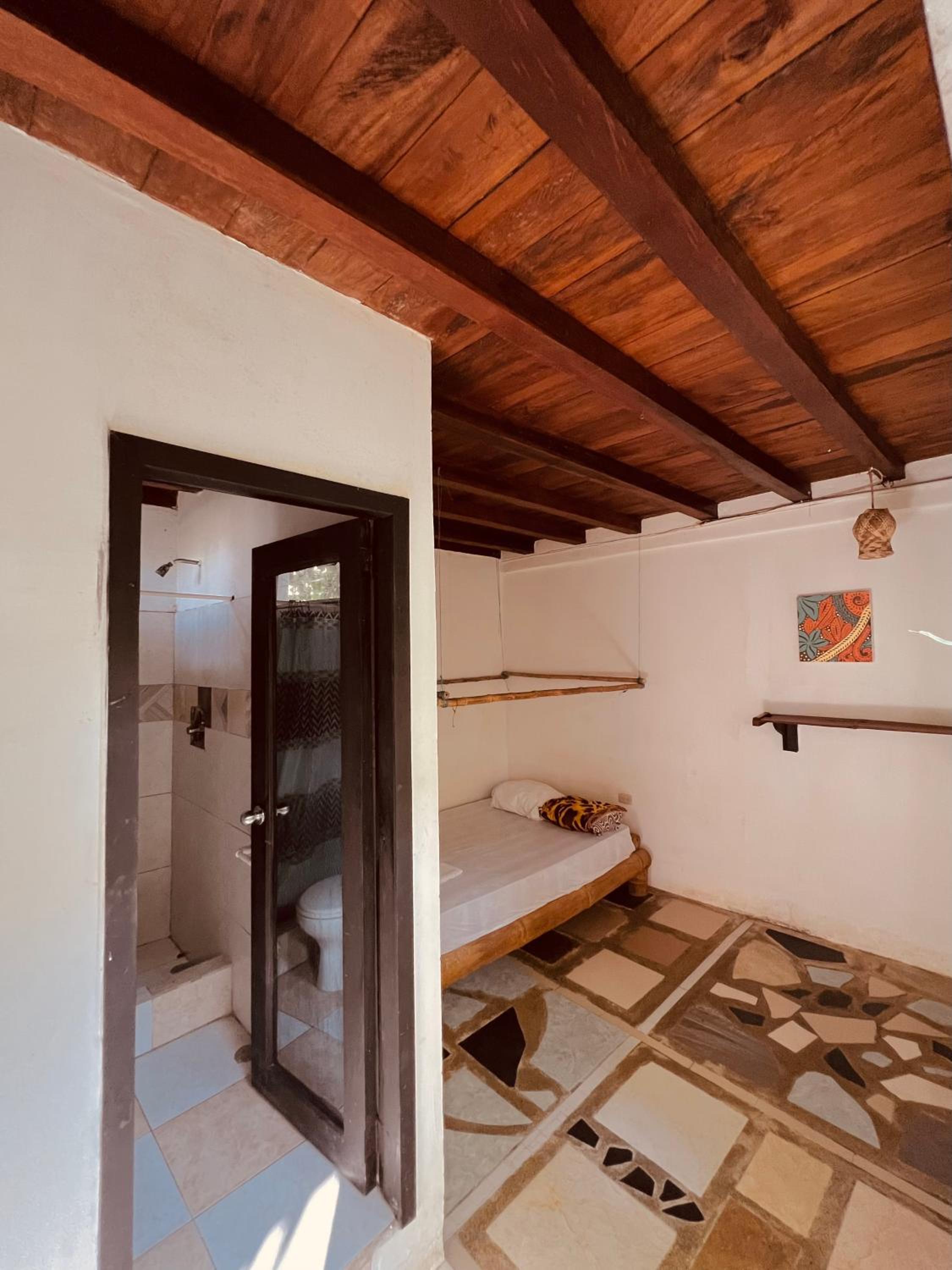 Double Room with Private Bathroom photo 3