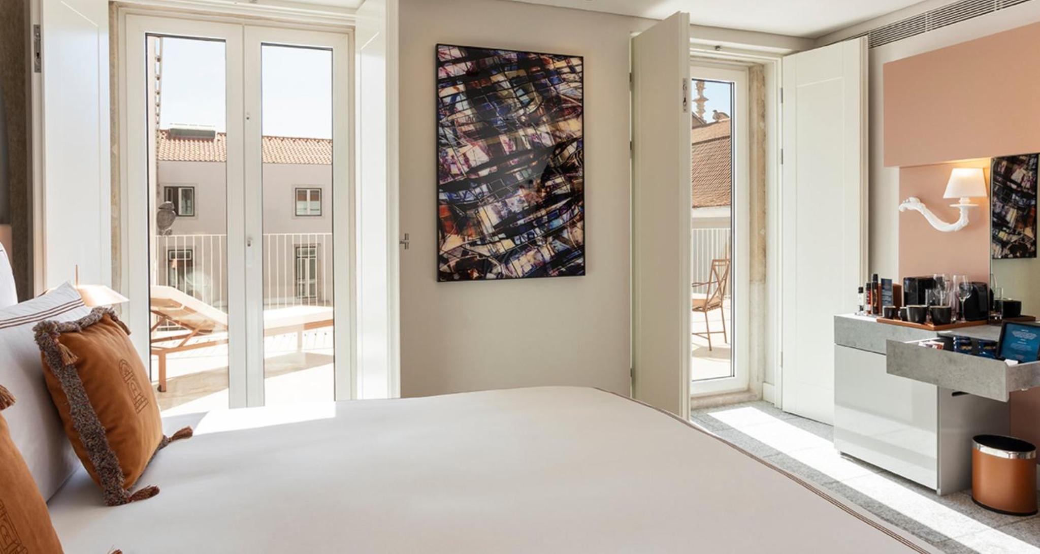 Premium King Room with One King Bed and Terrace (Non Smoking)
